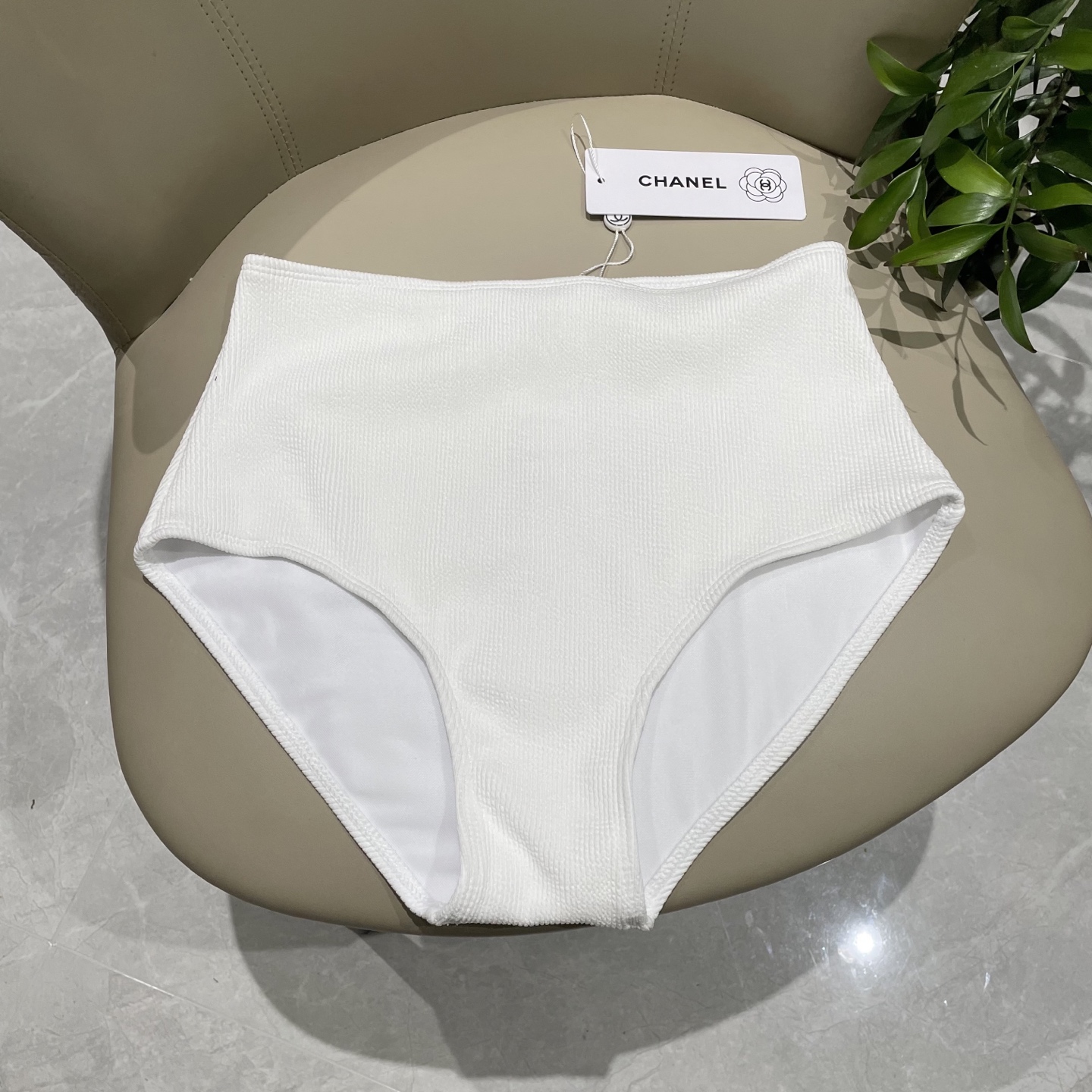  Chanel专柜新款分体泳衣😍🥰适合多种场景的游泳衣🏊‍♀️海边 游泳池 温泉 水上乐园 漂流都可以😌