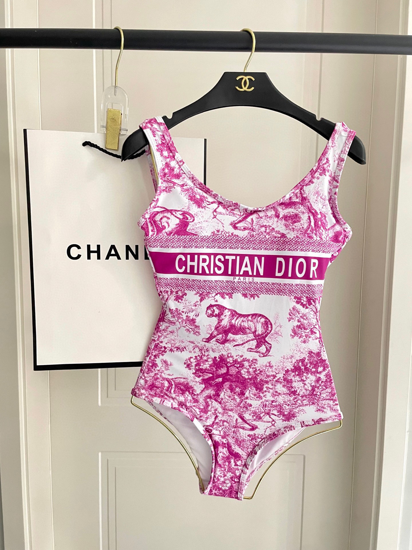  Chanel Dior连体泳衣  😍🥰适合多种场景的游泳衣🏊‍♀️海边 游泳池 温泉 水上乐园 漂流都