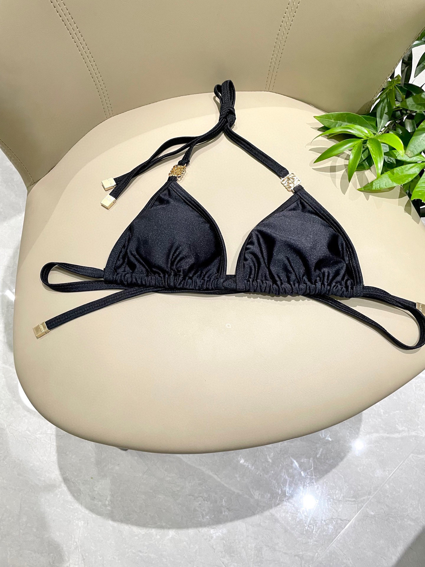 罗意威专柜新款分体 对版五金😍🥰适合多种场景的游泳衣🏊‍♀️海边 游泳池 温泉 水上乐园 漂流都可以😌