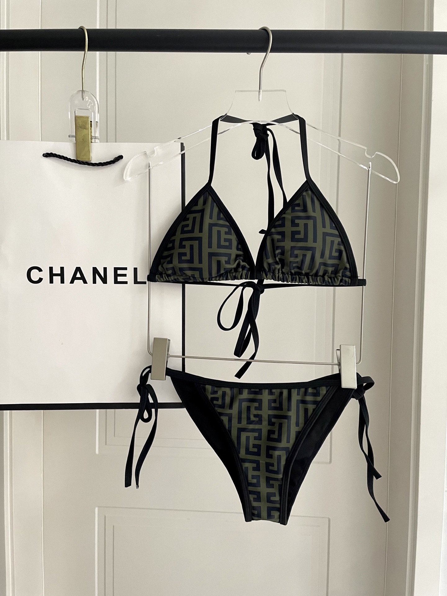 NO:305272,Balmain's new split swimsuit is suitable for swimsuits in various scenarios ♀ The beach, swimming pool, hot spring, water park, rafting can be worn inside and outside, and it is completely ok to wear. The fabric is breathable and comfortable. Quick-drying elastic swimsuits are more easy to clean. S M L Xl swimsuits, swimsuits, bikinis19860909巴尔曼新款分体式泳衣适合多种场景的游泳衣♀海边 游泳池 温泉 水上乐园 漂流都可以内搭外穿也完全可以 面料透气舒适.速干弹性的游泳衣更加帖肤易清洗 码数S M L Xl泳衣泳裤比基尼,泳衣，泳裤，比基尼,balmain,swimsuits,bikinis,accessory