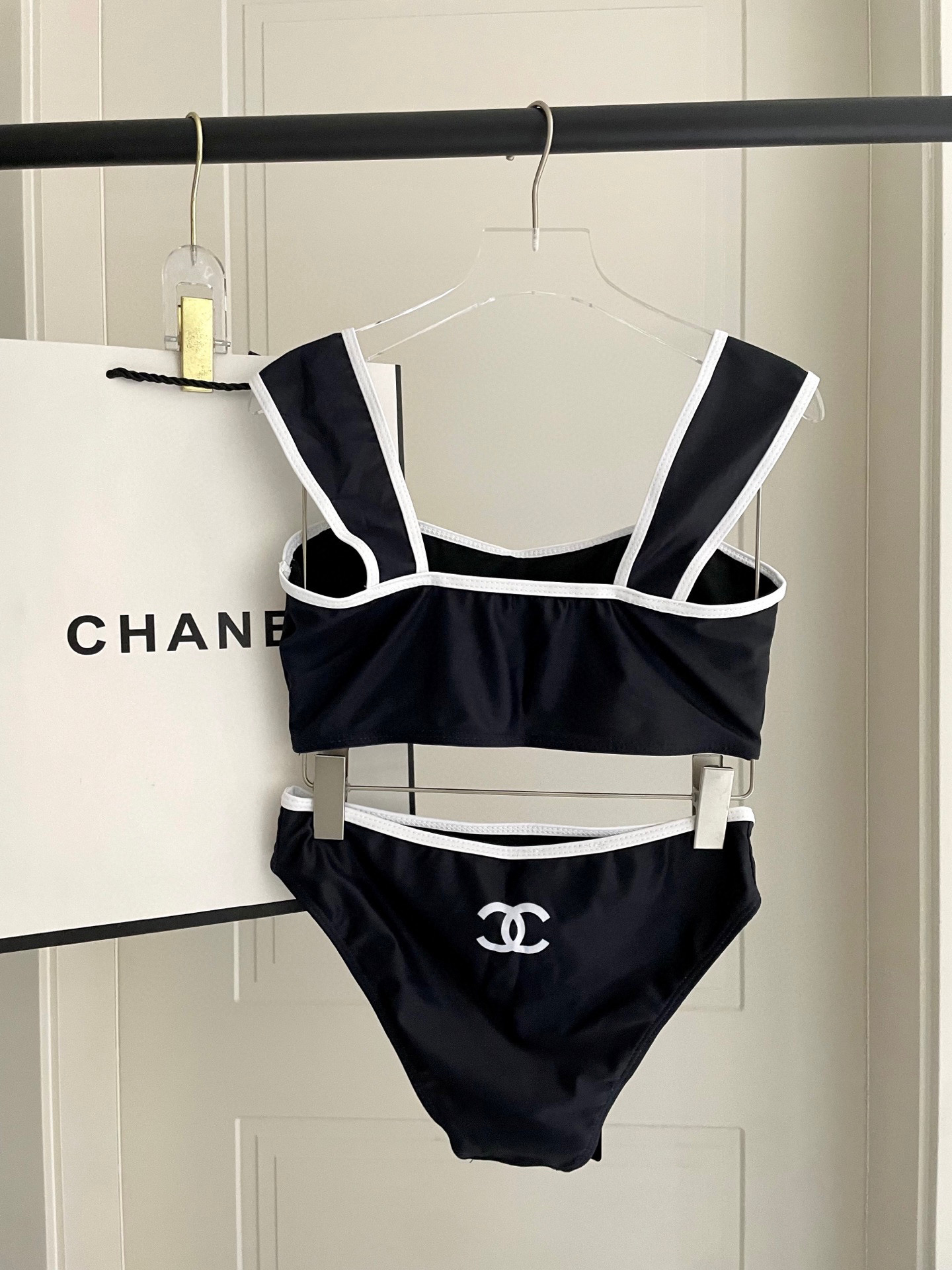  Chanel分体😍🥰适合多种场景的游泳衣🏊‍♀️海边 游泳池 温泉 水上乐园 漂流都可以😌内搭也完全可