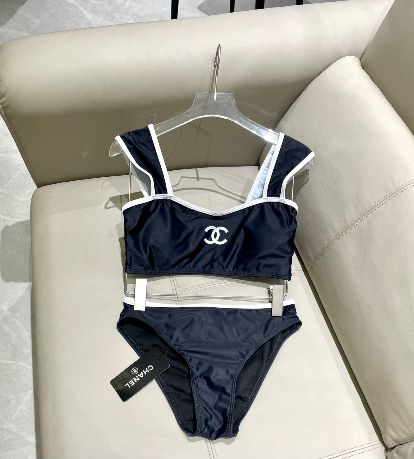  Chanel分体😍🥰适合多种场景的游泳衣🏊‍♀️海边 游泳池 温泉 水上乐园 漂流都可以😌内搭也完全可
