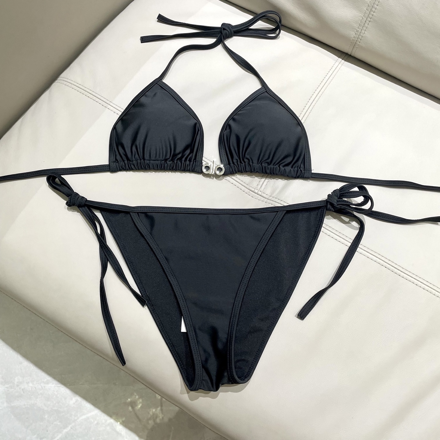  AlO新款比基尼 😍🥰适合多种场景的游泳衣🏊‍♀️海边 游泳池 温泉 水上乐园 漂流都可以😌内搭也完全