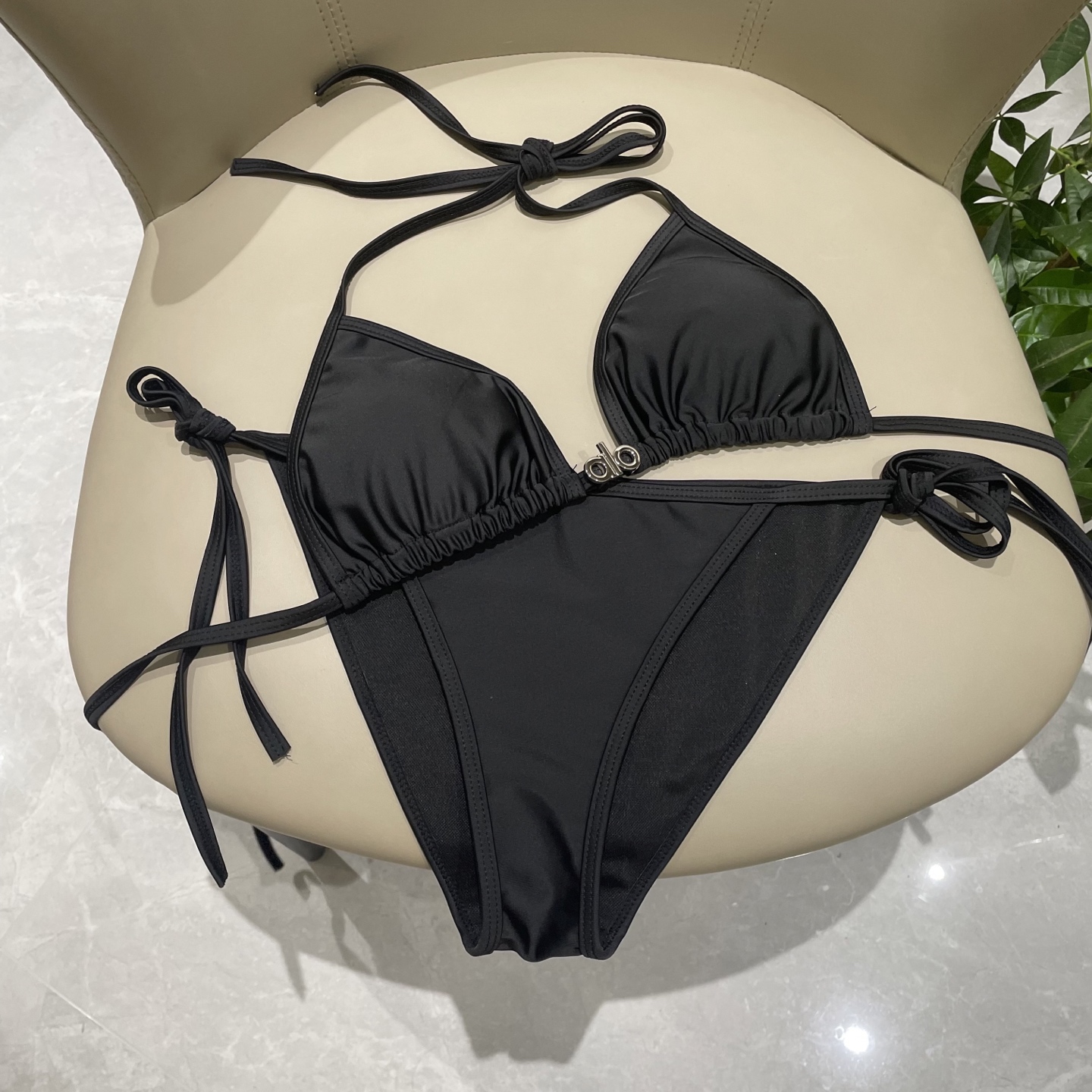  AlO新款比基尼 😍🥰适合多种场景的游泳衣🏊‍♀️海边 游泳池 温泉 水上乐园 漂流都可以😌内搭也完全