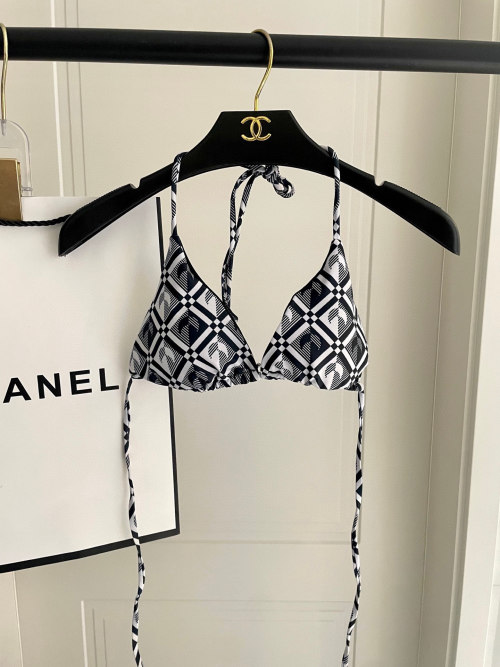 Elegant Geometric Print Bikini Top - Comfortable & Quick-Drying Swimwear 1 Elegant Geometric Print Bikini Top - Comfortable & Quick-Drying Swimwear