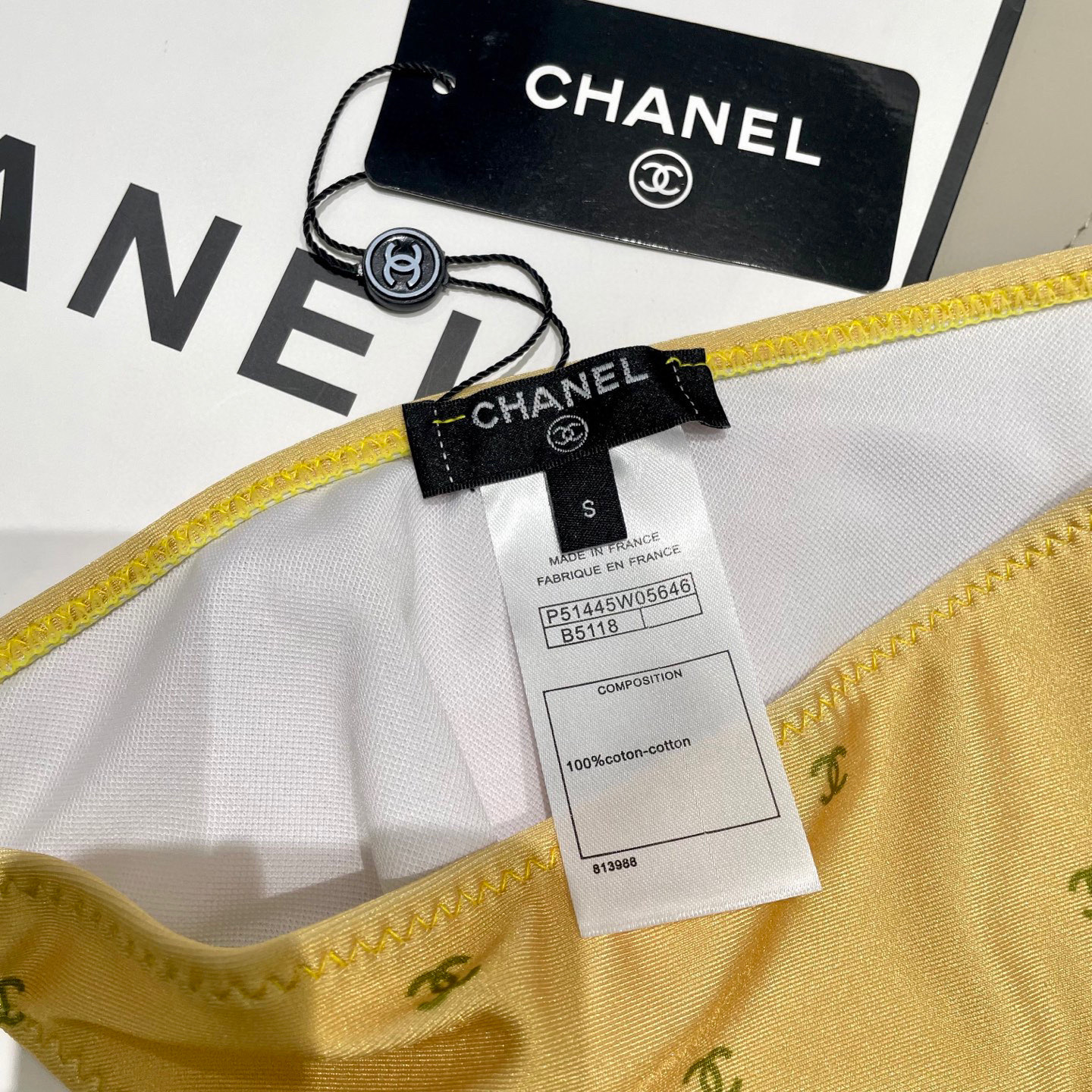  Chanel比基尼泳衣  😍🥰适合多种场景的游泳衣🏊‍♀️海边 游泳池 温泉 水上乐园 漂流都可以😌内