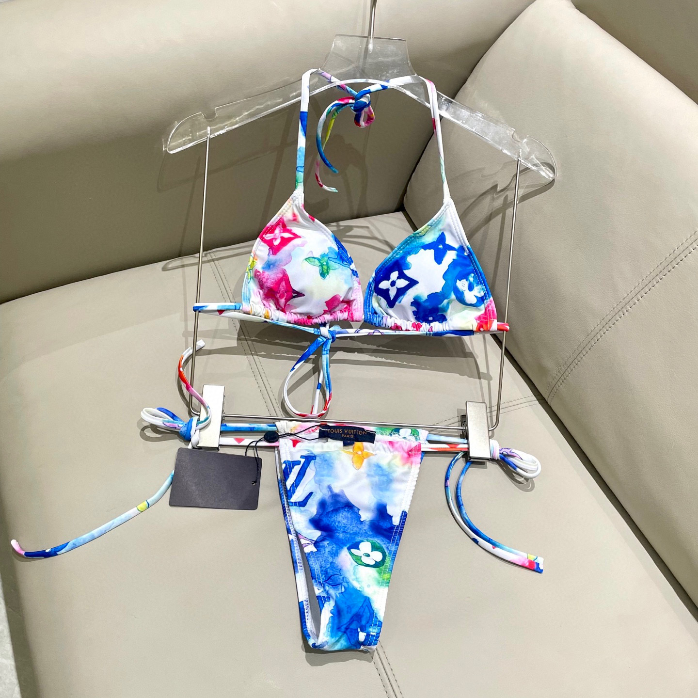 Lv比基尼😍🥰适合多种场景的游泳衣🏊‍♀️海边 游泳池 温泉 水上乐园 漂流都可以😌内搭也完全可以 连