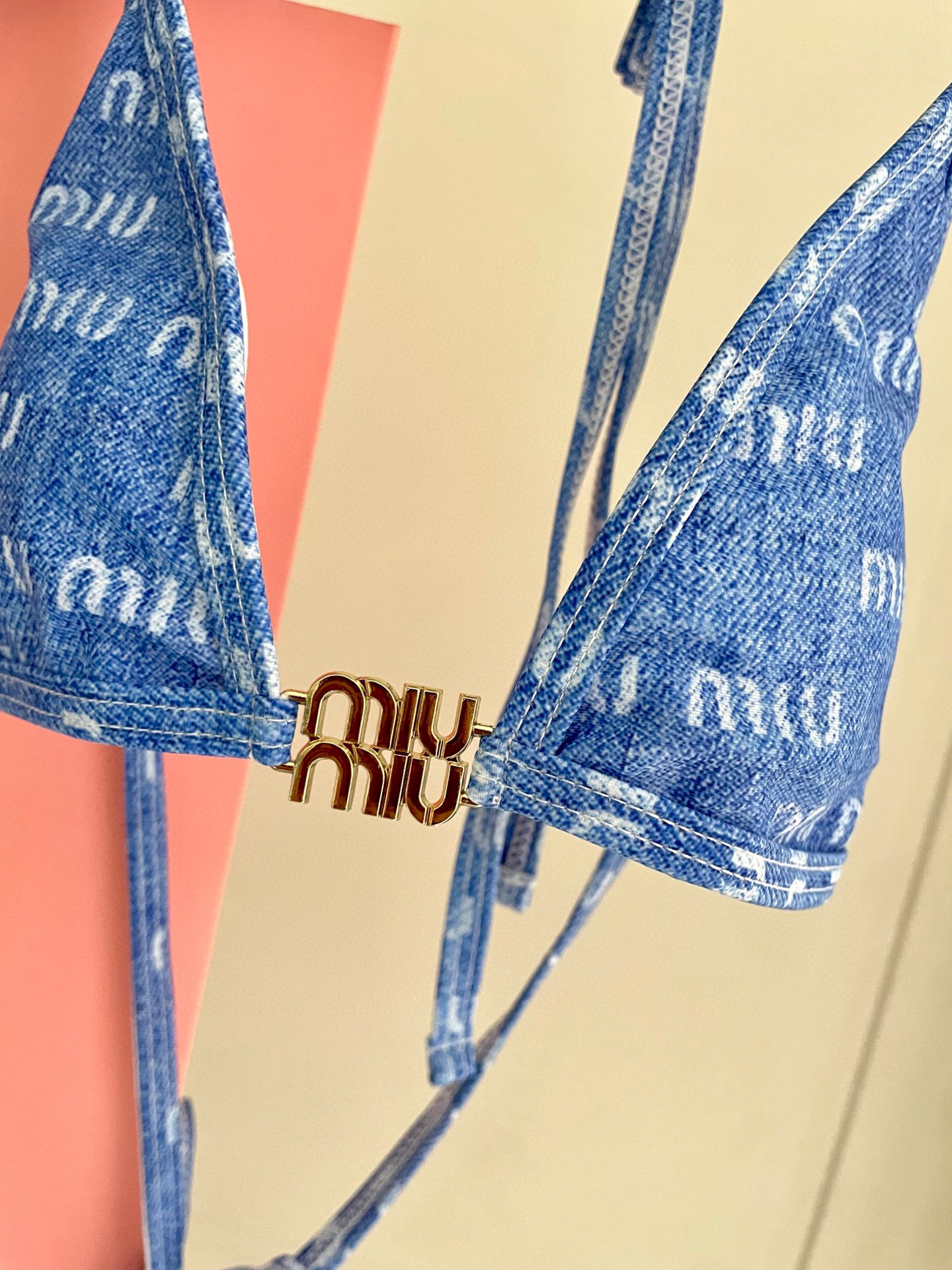  miumiu新款分体游泳衣😍🥰适合多种场景的游泳衣🏊‍♀️海边 游泳池 温泉 水上乐园 漂流都可以😌内