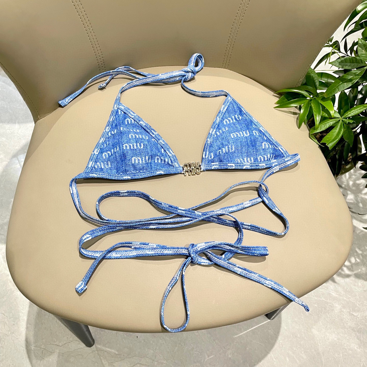  miumiu新款分体游泳衣😍🥰适合多种场景的游泳衣🏊‍♀️海边 游泳池 温泉 水上乐园 漂流都可以😌内