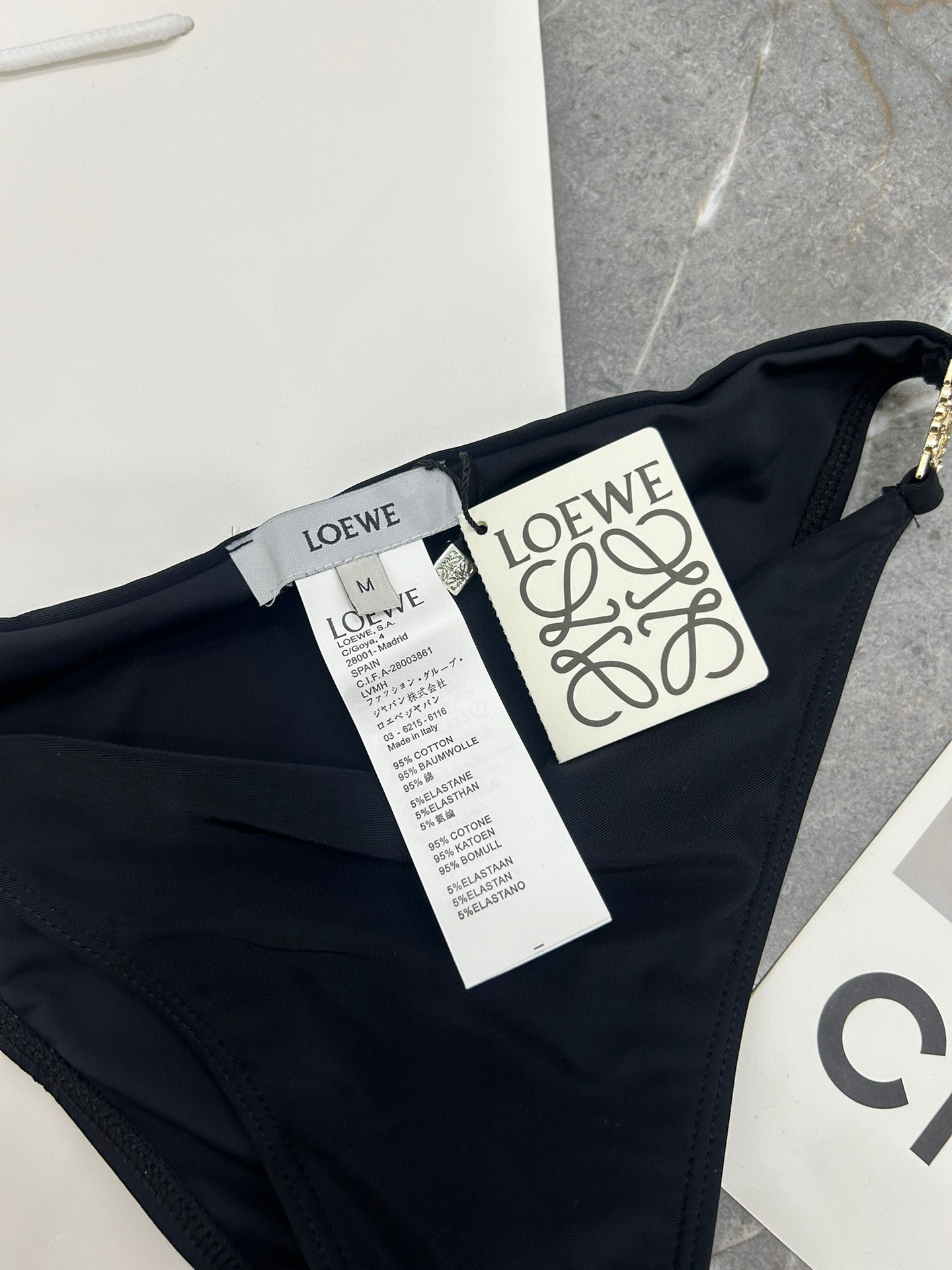  Loewe新款连体对版五金😍🥰适合多种场景的游泳衣🏊‍♀️海边 游泳池 温泉 水上乐园 漂流都可以😌内
