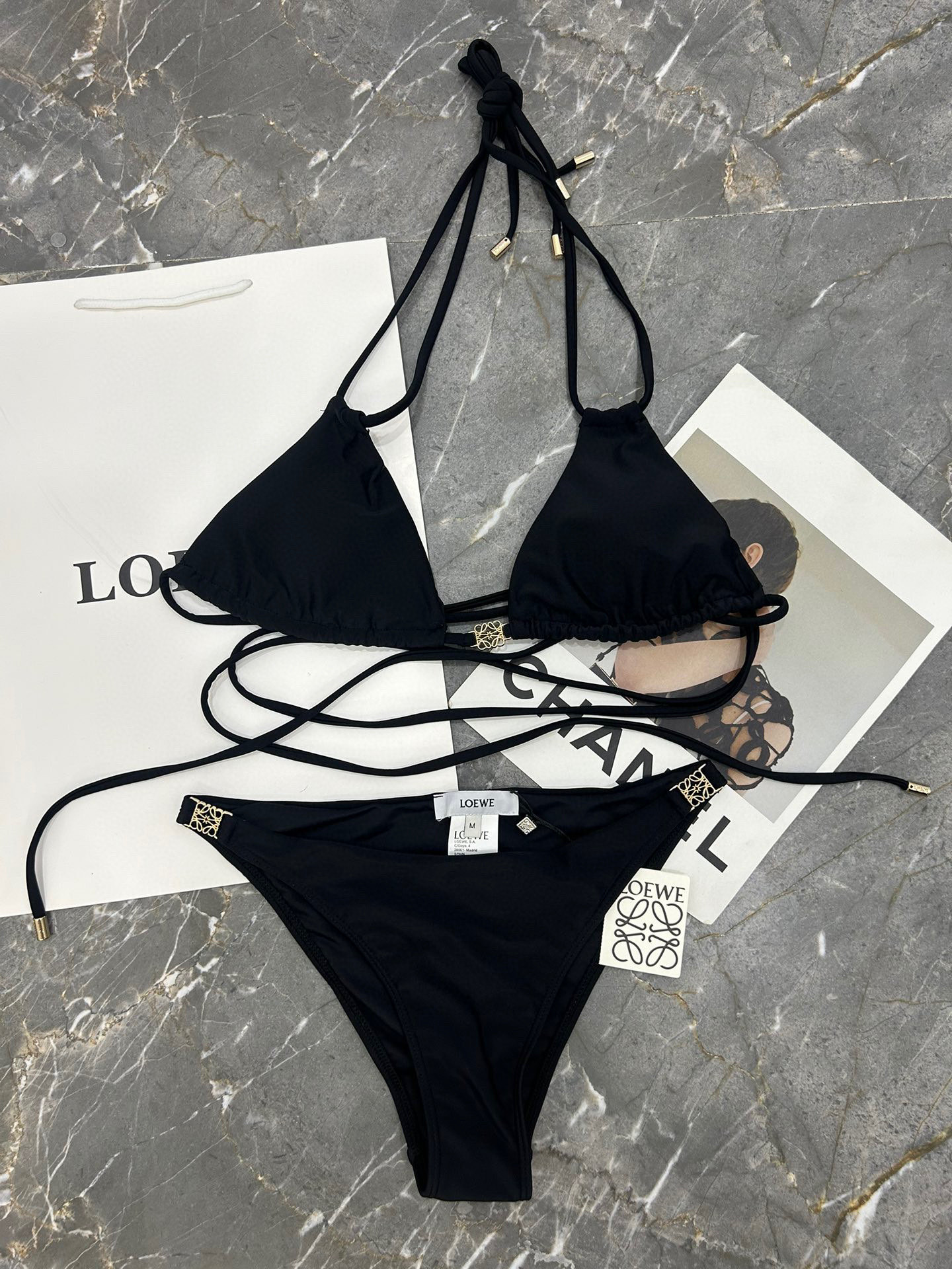  Loewe新款连体对版五金😍🥰适合多种场景的游泳衣🏊‍♀️海边 游泳池 温泉 水上乐园 漂流都可以😌内