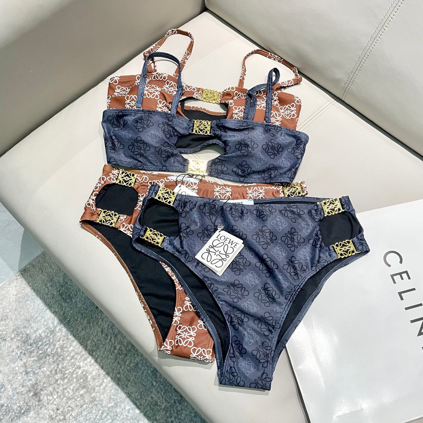  Loewe新款分体对版五金😍🥰适合多种场景的游泳衣🏊‍♀️海边 游泳池 温泉 水上乐园 漂流都可以😌内