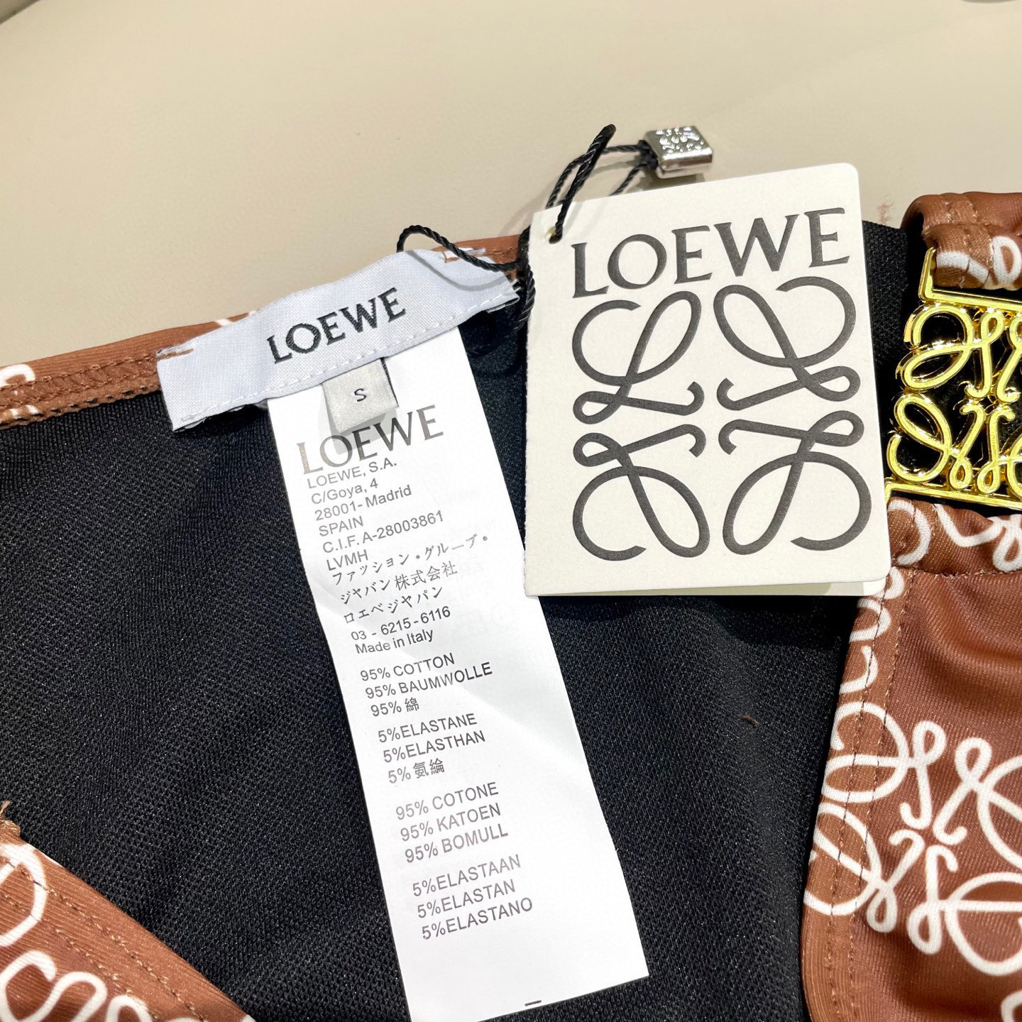  Loewe新款分体对版五金😍🥰适合多种场景的游泳衣🏊‍♀️海边 游泳池 温泉 水上乐园 漂流都可以😌内