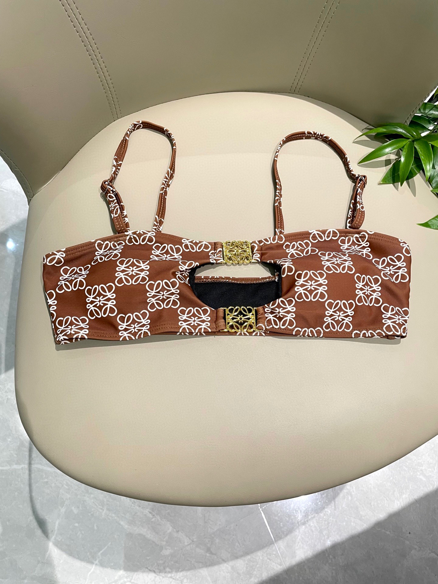  Loewe新款分体对版五金😍🥰适合多种场景的游泳衣🏊‍♀️海边 游泳池 温泉 水上乐园 漂流都可以😌内