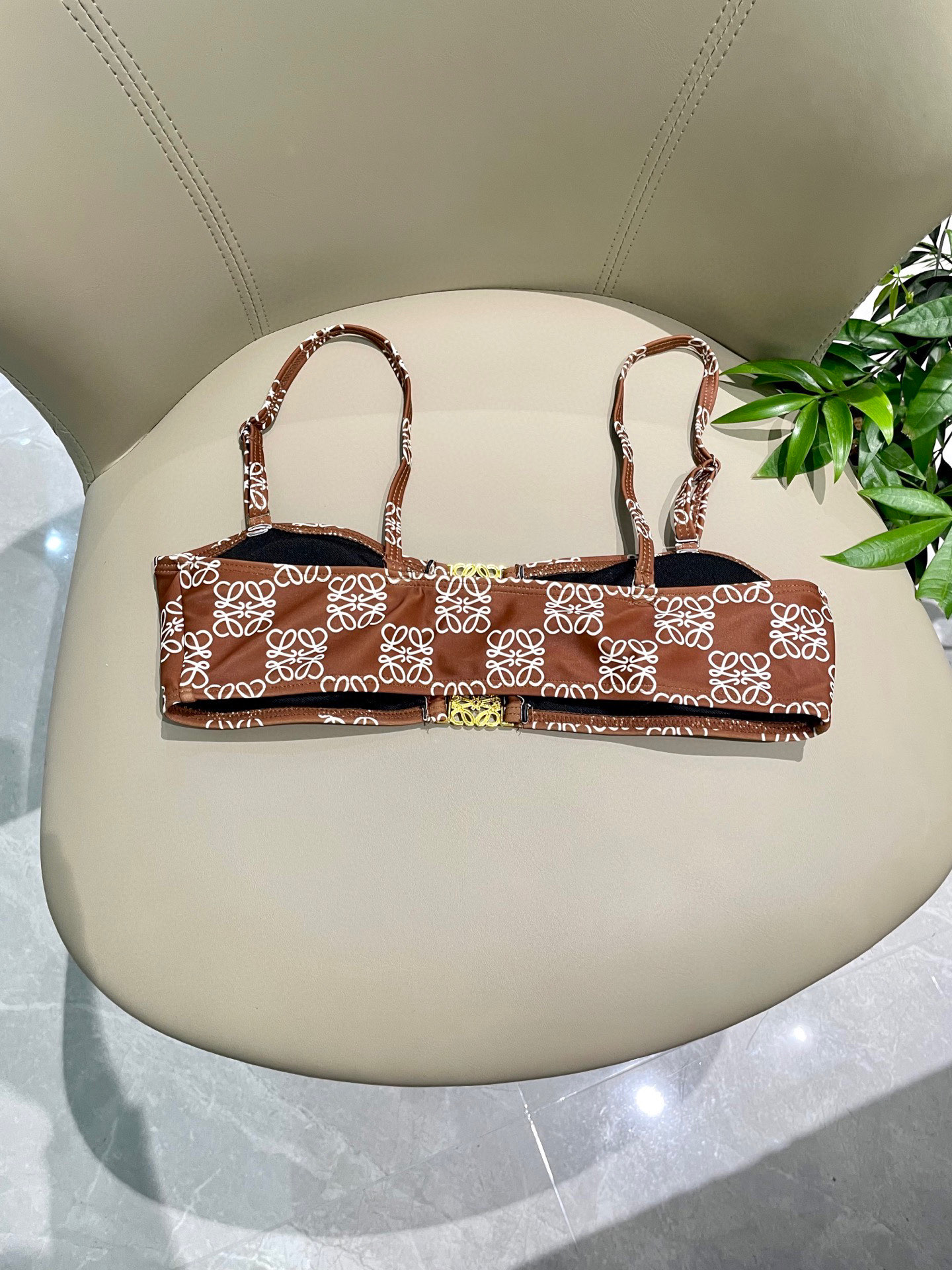  Loewe新款分体对版五金😍🥰适合多种场景的游泳衣🏊‍♀️海边 游泳池 温泉 水上乐园 漂流都可以😌内