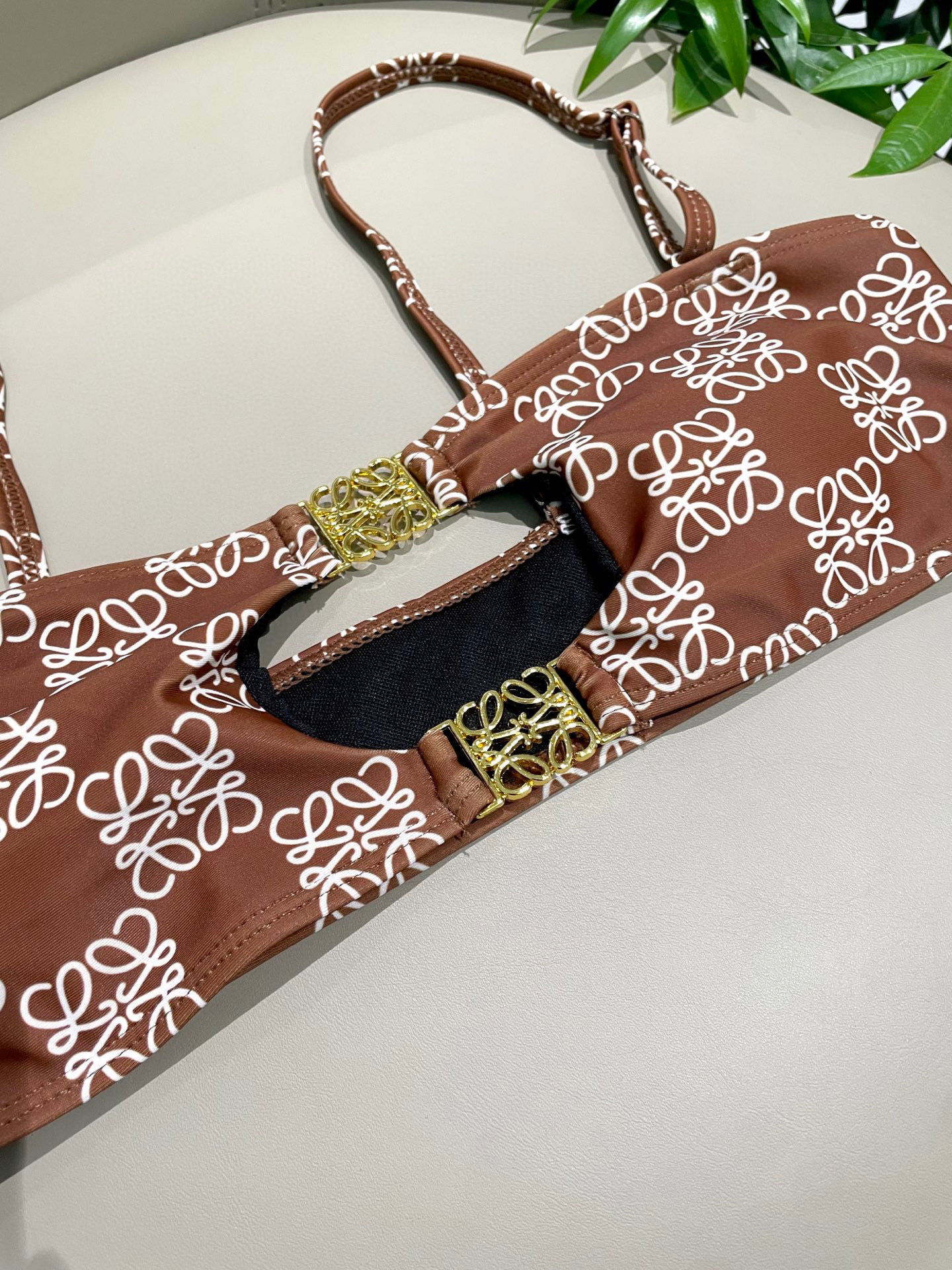  Loewe新款分体对版五金😍🥰适合多种场景的游泳衣🏊‍♀️海边 游泳池 温泉 水上乐园 漂流都可以😌内