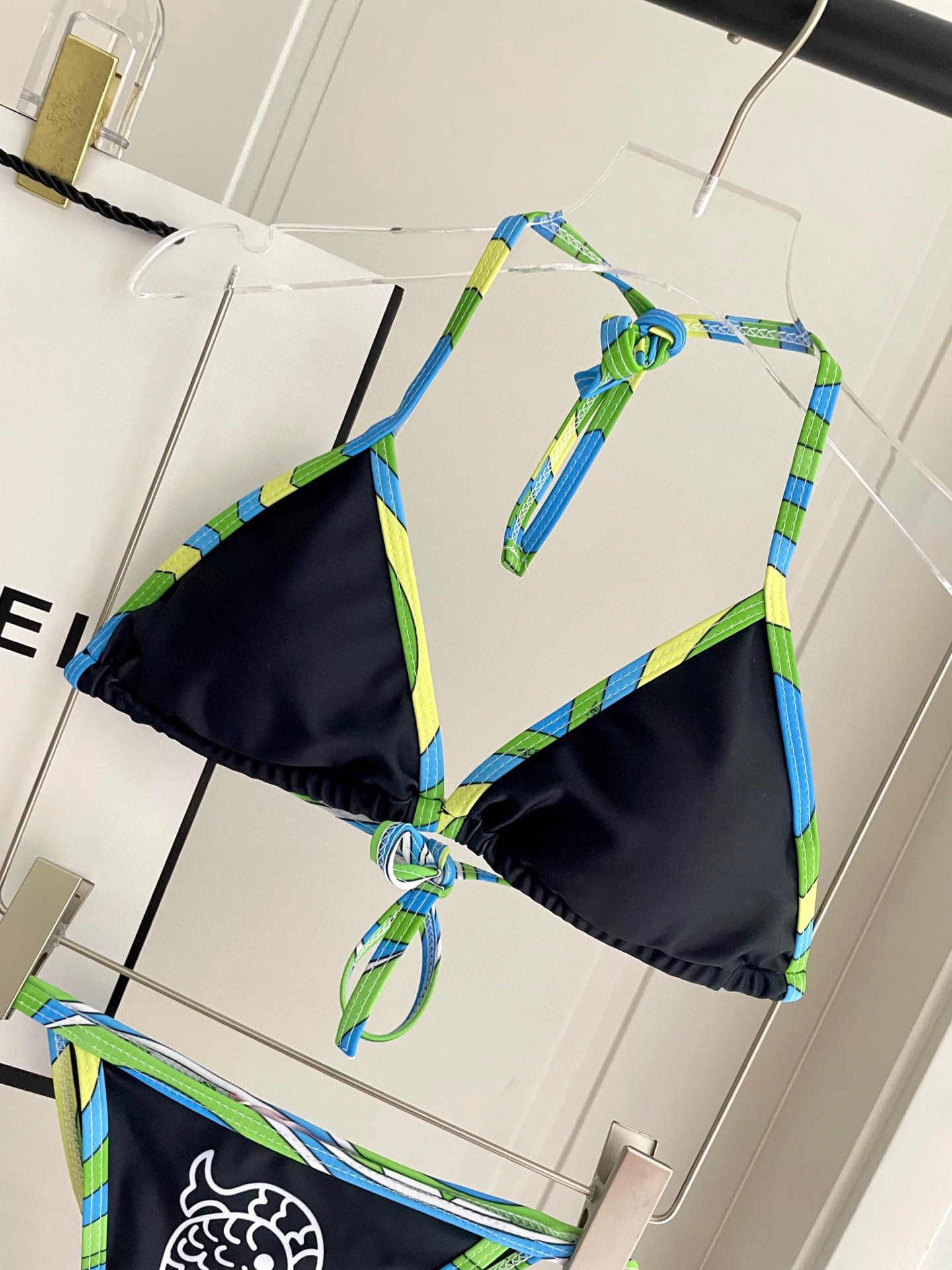  Pucci 比基尼😍🥰适合多种场景的游泳衣🏊‍♀️海边 游泳池 温泉 水上乐园 漂流都可以😌内搭也完全