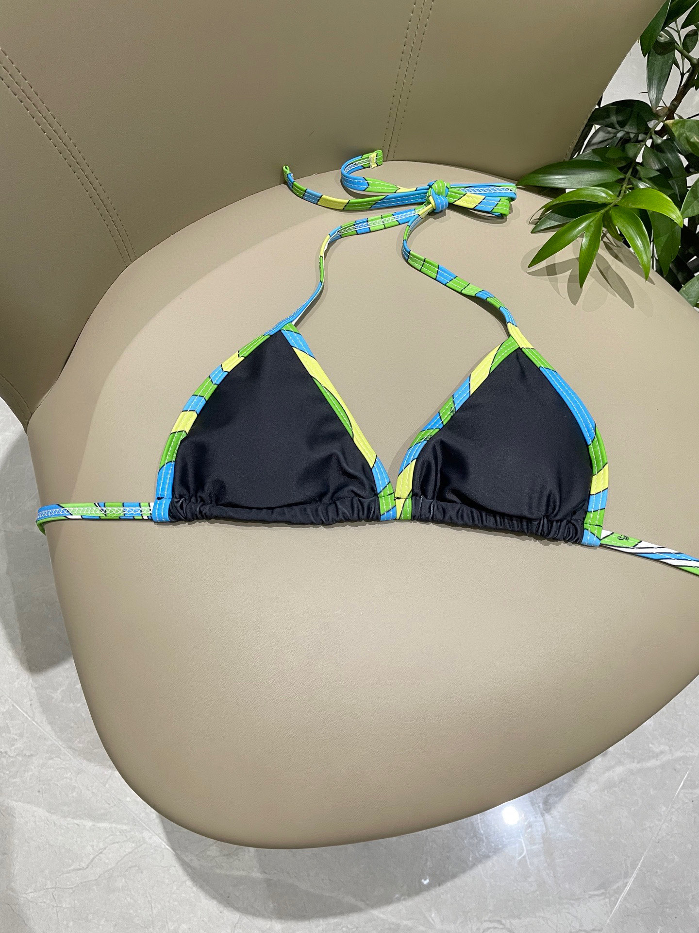  Pucci 比基尼😍🥰适合多种场景的游泳衣🏊‍♀️海边 游泳池 温泉 水上乐园 漂流都可以😌内搭也完全