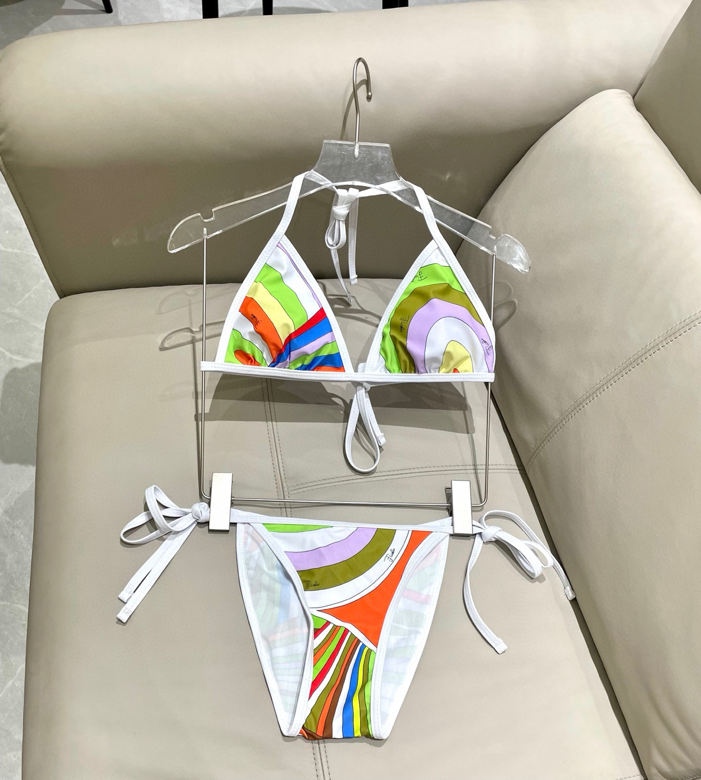  Pucci 比基尼😍🥰适合多种场景的游泳衣🏊‍♀️海边 游泳池 温泉 水上乐园 漂流都可以😌内搭也完全