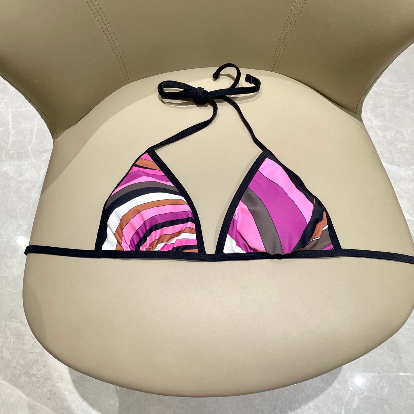  Pucci 比基尼😍🥰适合多种场景的游泳衣🏊‍♀️海边 游泳池 温泉 水上乐园 漂流都可以😌内搭也完全