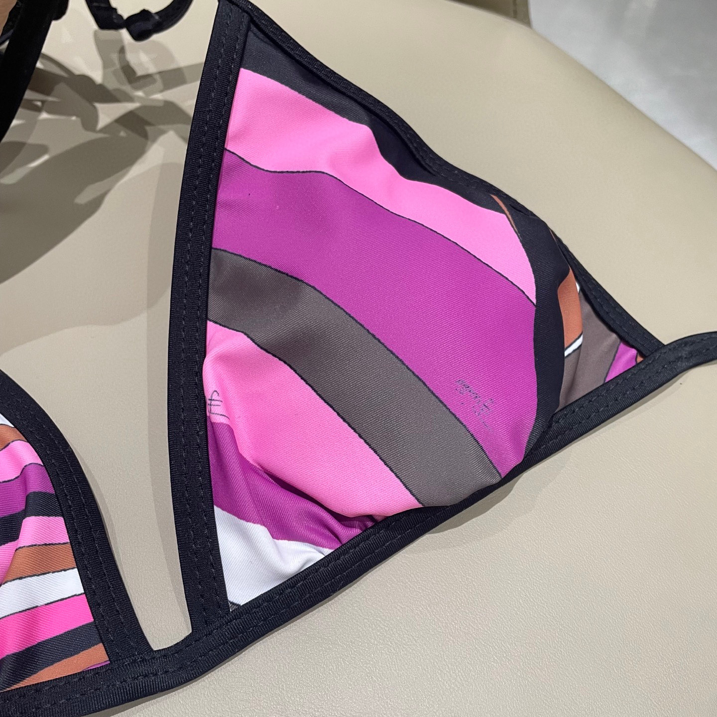  Pucci 比基尼😍🥰适合多种场景的游泳衣🏊‍♀️海边 游泳池 温泉 水上乐园 漂流都可以😌内搭也完全