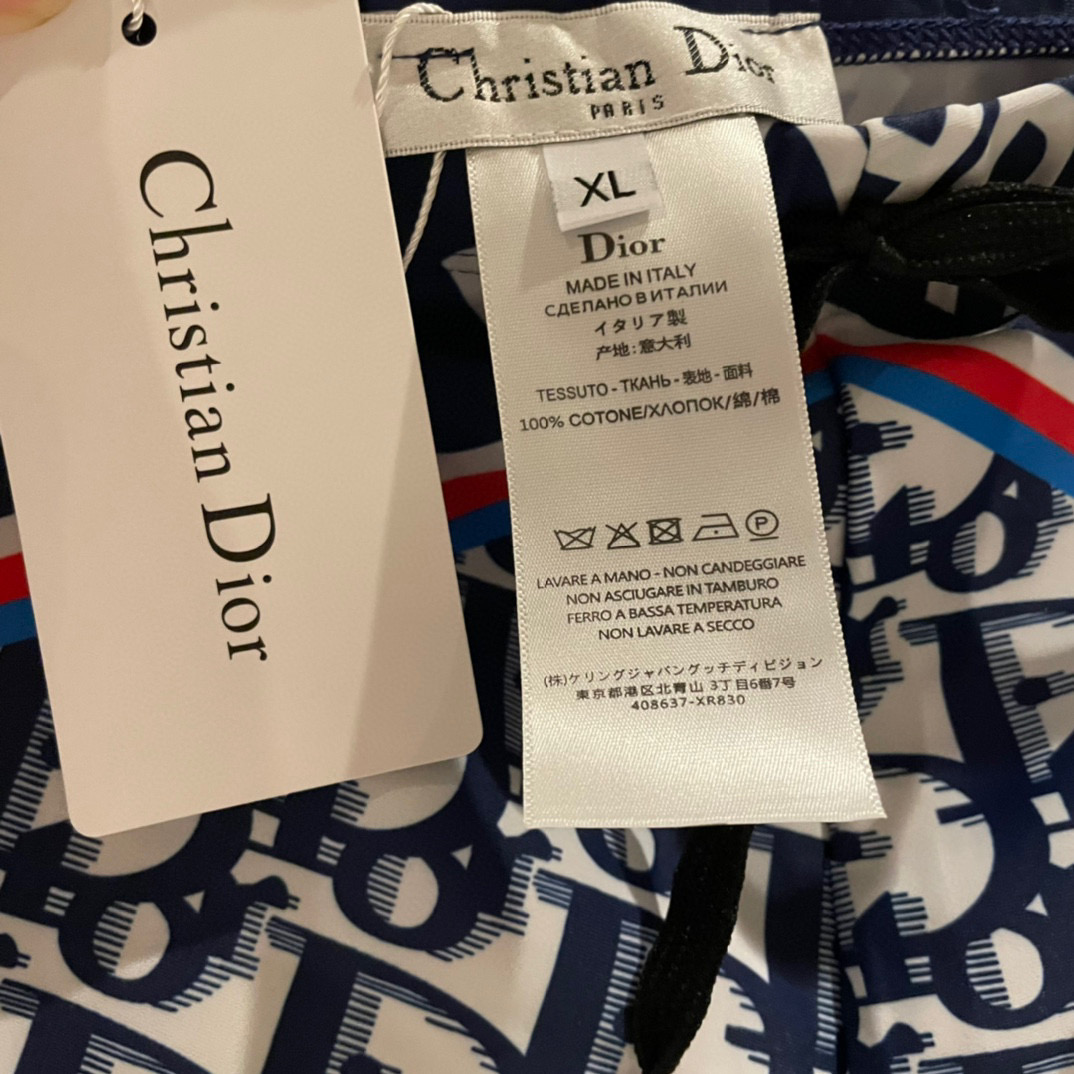  迪奥男士泳裤👑高级定制泳裤👑抽绳设计 上新度假系列🏖专属泳衣［色色色超级爱！色来自贵族的目光🌹暗里着迷