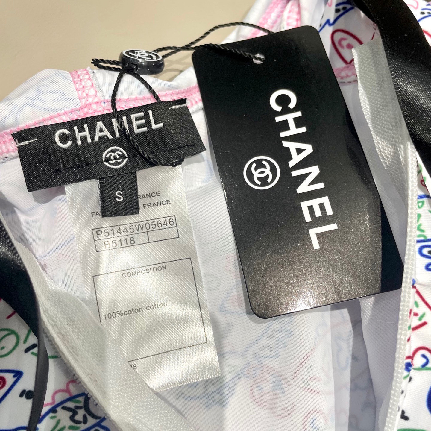  Chanel新款连体泳衣 彰显青春活力 💐🌸适合多种场景的游泳衣🏊‍♀️海边 游泳池 温泉 水上乐园 