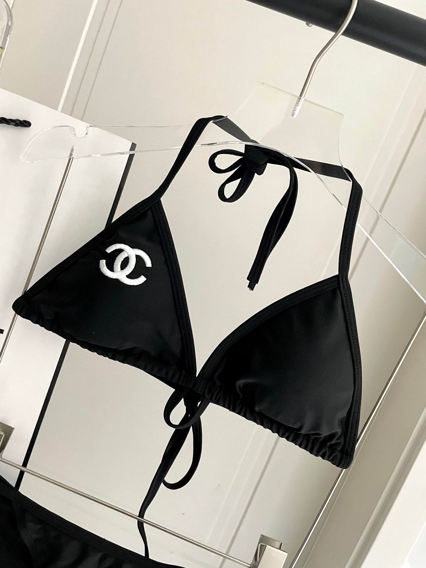  Chanel新款分体游泳衣 😍🥰适合多种场景的游泳衣🏊‍♀️海边 游泳池 温泉 水上乐园 漂流都可以😌
