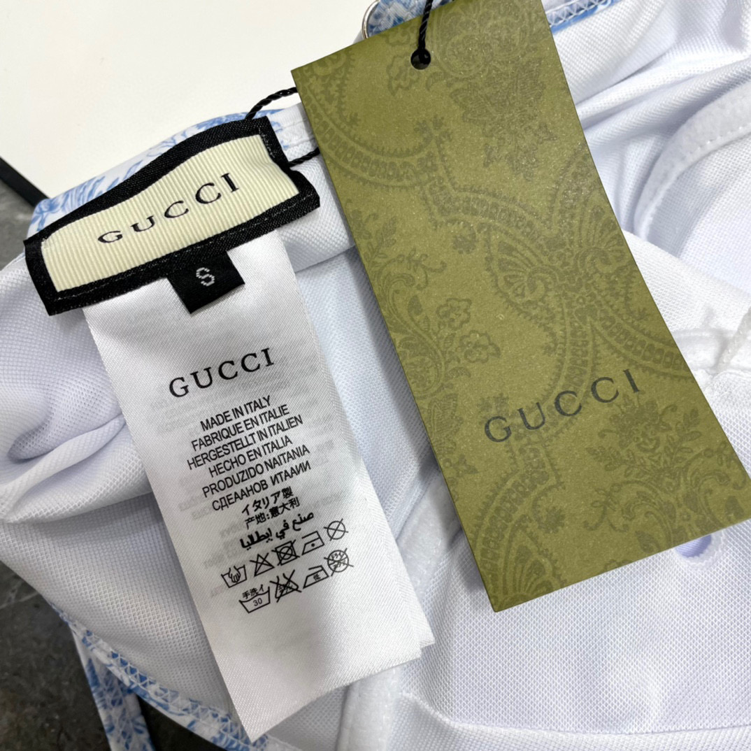  Gucci新款比基尼时尚潮流款 😍🥰适合多种场景的游泳衣🏊‍♀️海边 游泳池 温泉 水上乐园 漂流都可