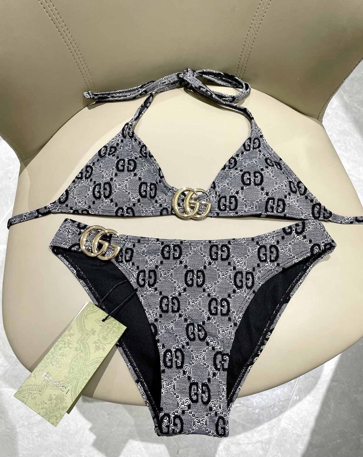  Gucci新款提花连体体式泳衣👙❤️😍🥰适合多种场景的游泳衣🏊‍♀️海边 游泳池 温泉 水上乐园 漂流