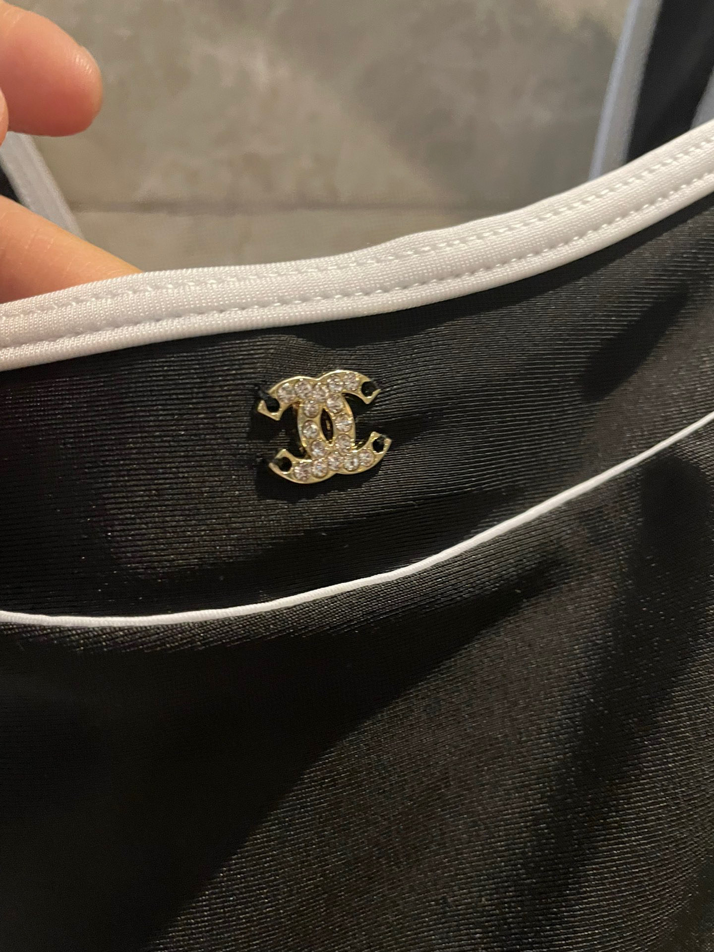  Chanel 连体泳衣  两种穿法 😍🥰适合多种场景的游泳衣🏊‍♀️海边 游泳池 温泉 水上乐园 漂流