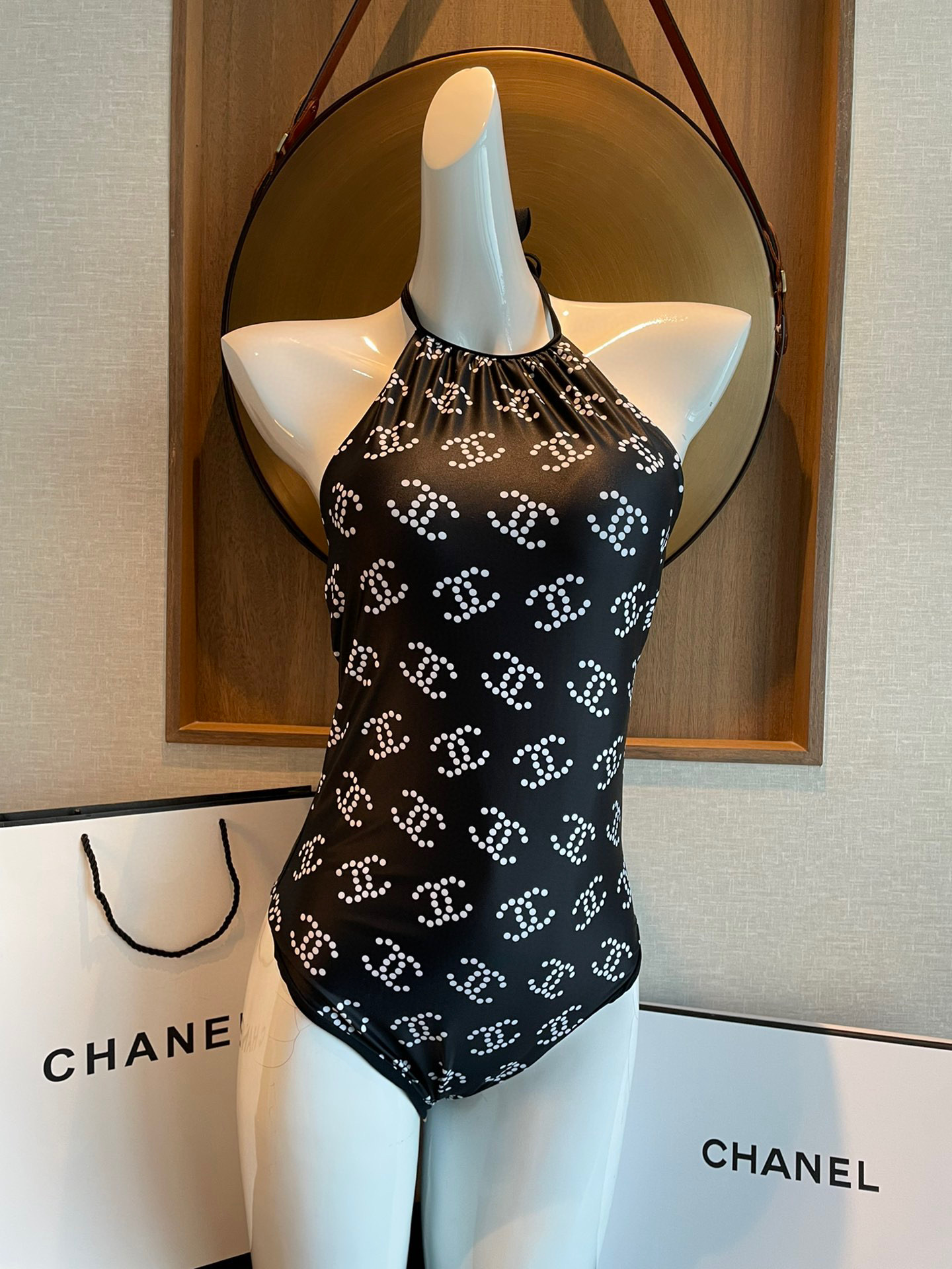  Chanel印花😍🥰适合多种场景的游泳衣🏊‍♀️海边 游泳池 温泉 水上乐园 漂流都可以😌内搭也完全可