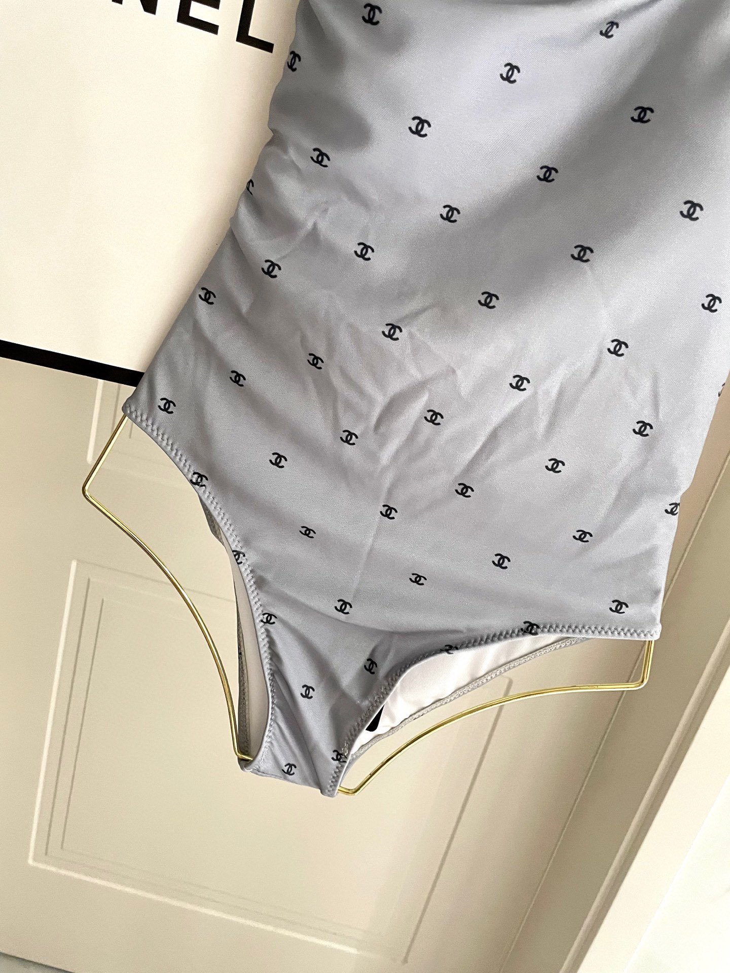  Chanel连体泳衣😍🥰适合多种场景的游泳衣🏊‍♀️海边 游泳池 温泉 水上乐园 漂流都可以😌内搭也完