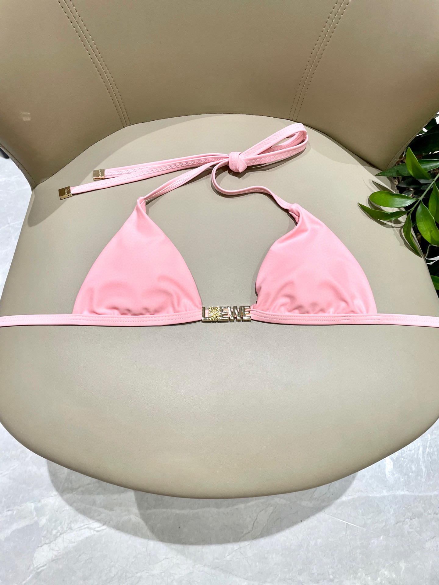  罗意威新款比基尼泳衣  定制对吧版五金 😍🥰适合多种场景的游泳衣🏊‍♀️海边 游泳池 温泉 水上乐园 