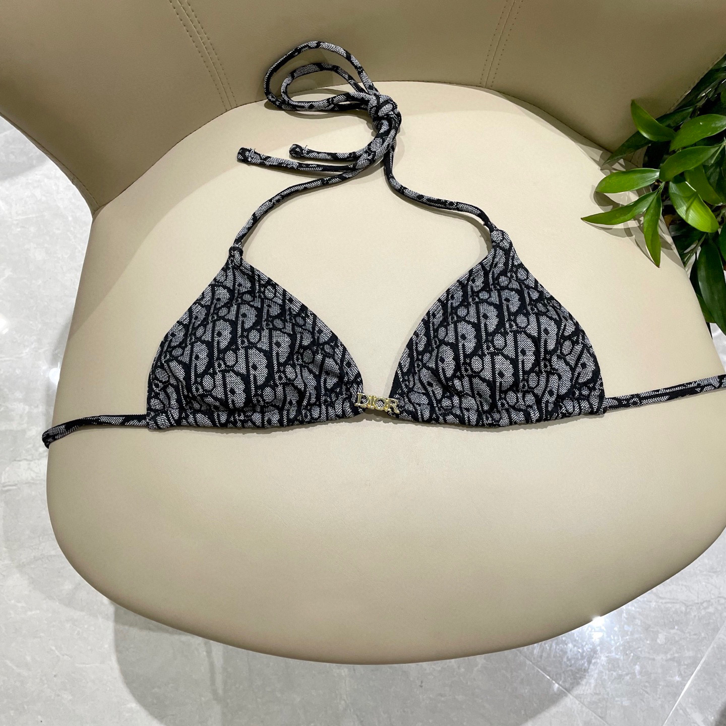  Dior新款提花连体体式泳衣👙❤️😍🥰适合多种场景的游泳衣🏊‍♀️海边 游泳池 温泉 水上乐园 漂流都