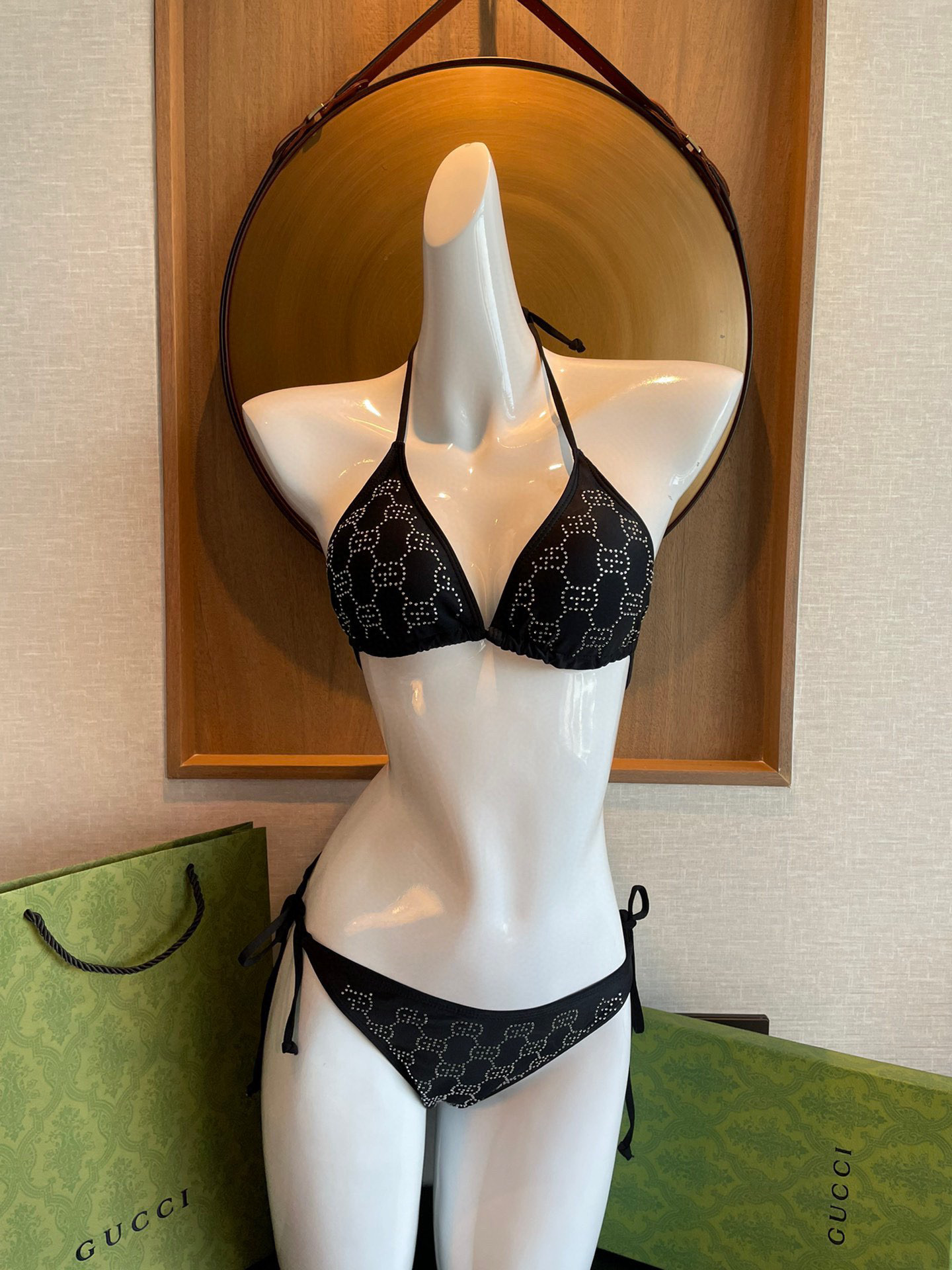 NO:374585,Gucci new bikini swimsuit with diamonds ~ letter printed suspender vest with diamonds decorative bra underwear + briefs two-piece suit, S.M.L Xl swimsuits, swimsuits, bikini, gucci, swimsuits, bikinis19860909Gucci新款带钻比基尼泳衣~字母印花吊带背心加钻装饰文胸内衣+三角裤两件套装, S.M.L Xl泳衣泳裤比基尼,泳衣，泳裤，比基尼,gucci,swimsuits,bikinis,accessory