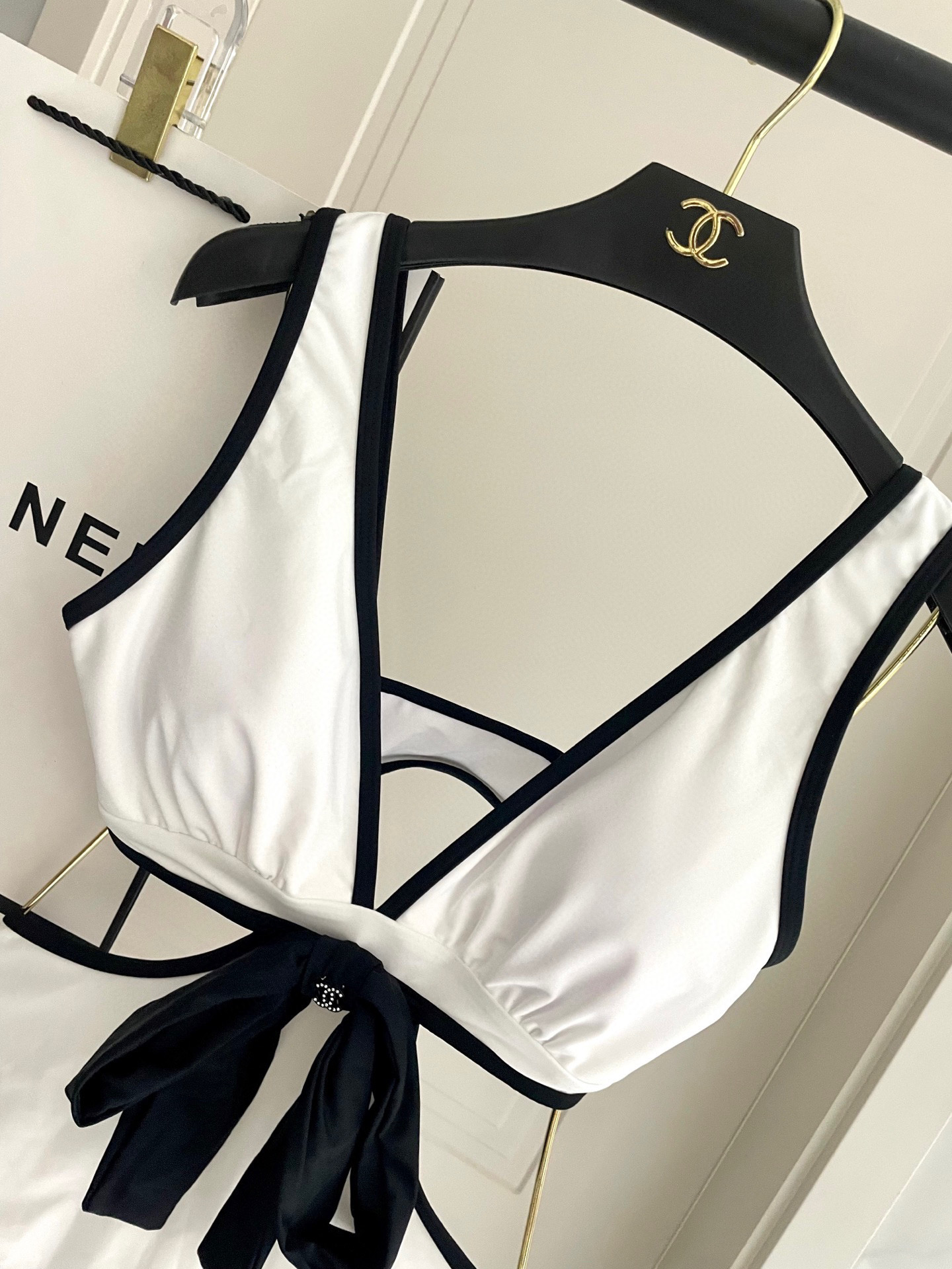  Chanel新款连体😍🥰适合多种场景的游泳衣🏊‍♀️海边 游泳池 温泉 水上乐园 漂流都可以😌内搭也完