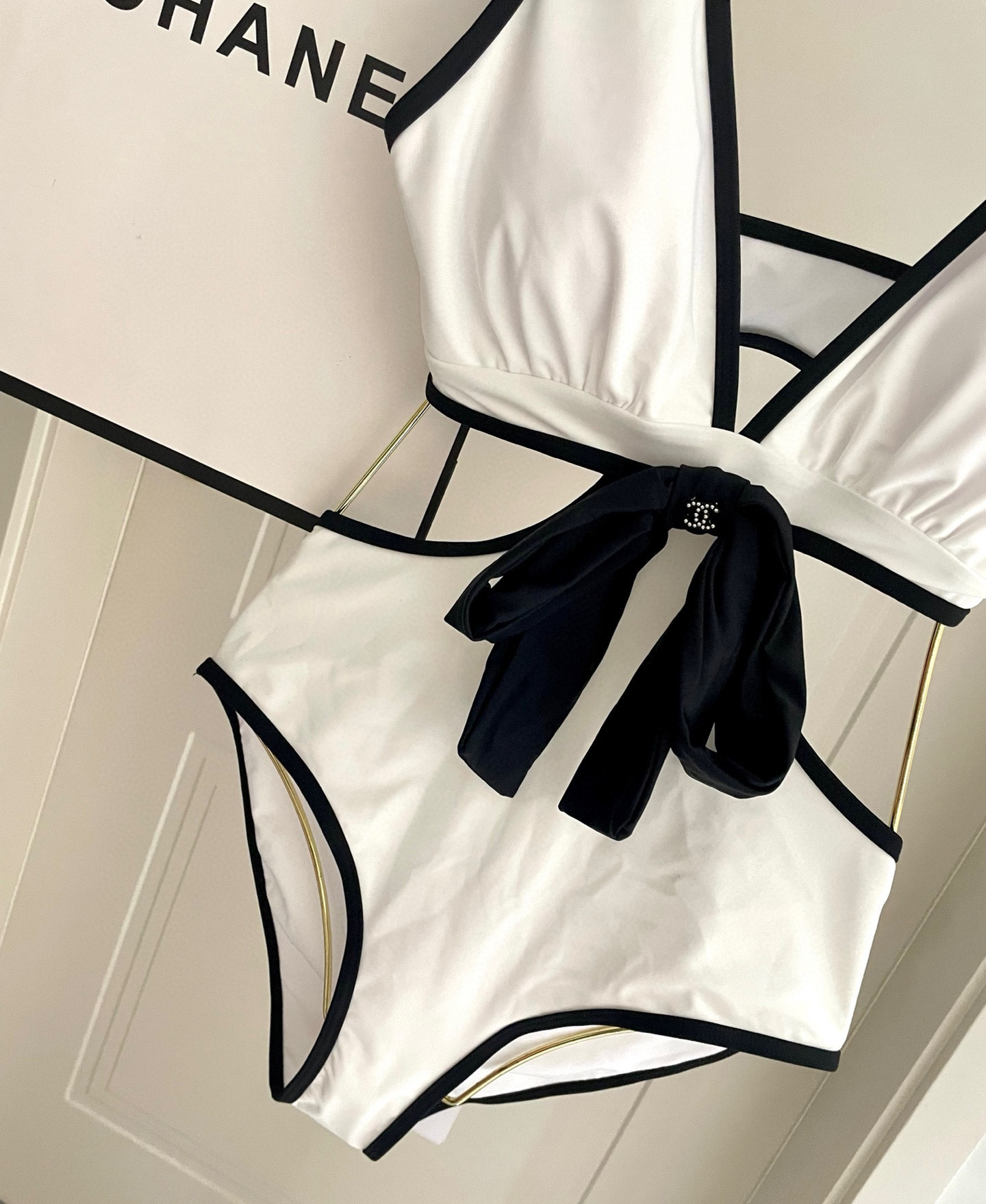 Chanel新款连体😍🥰适合多种场景的游泳衣🏊‍♀️海边 游泳池 温泉 水上乐园 漂流都可以😌内搭也完