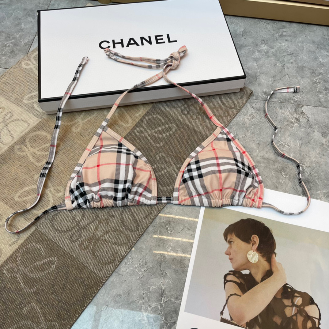  巴宝莉比基尼👙❤️😍🥰适合多种场景的游泳衣🏊‍♀️海边 游泳池 温泉 水上乐园 漂流都可以😌内搭外穿也