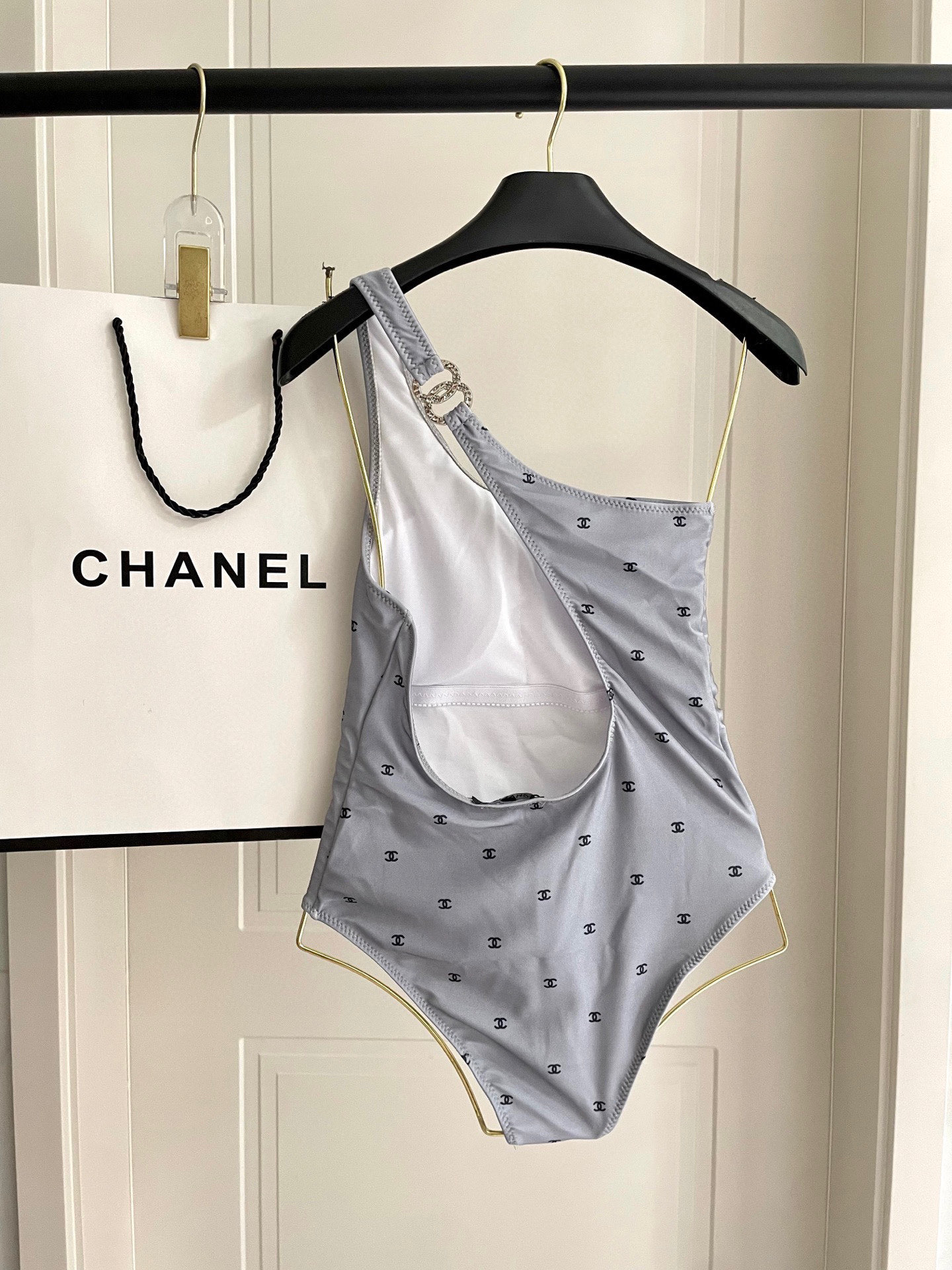  Chanel连体泳衣😍🥰适合多种场景的游泳衣🏊‍♀️海边 游泳池 温泉 水上乐园 漂流都可以😌内搭也完