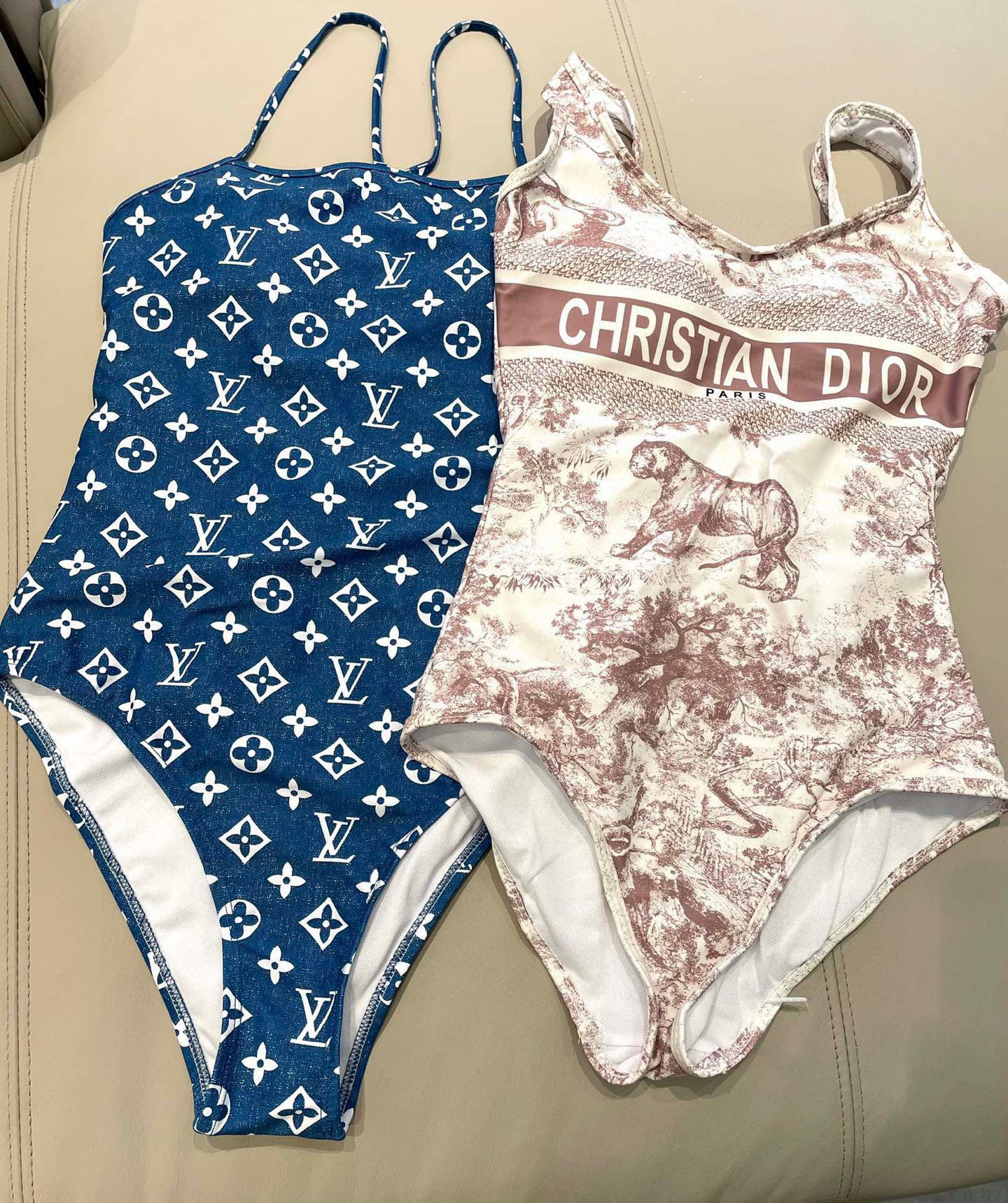  Lv新款👙❤️😍🥰适合多种场景的游泳衣🏊‍♀️海边 游泳池 温泉 水上乐园 漂流都可以😌内搭外穿也完全