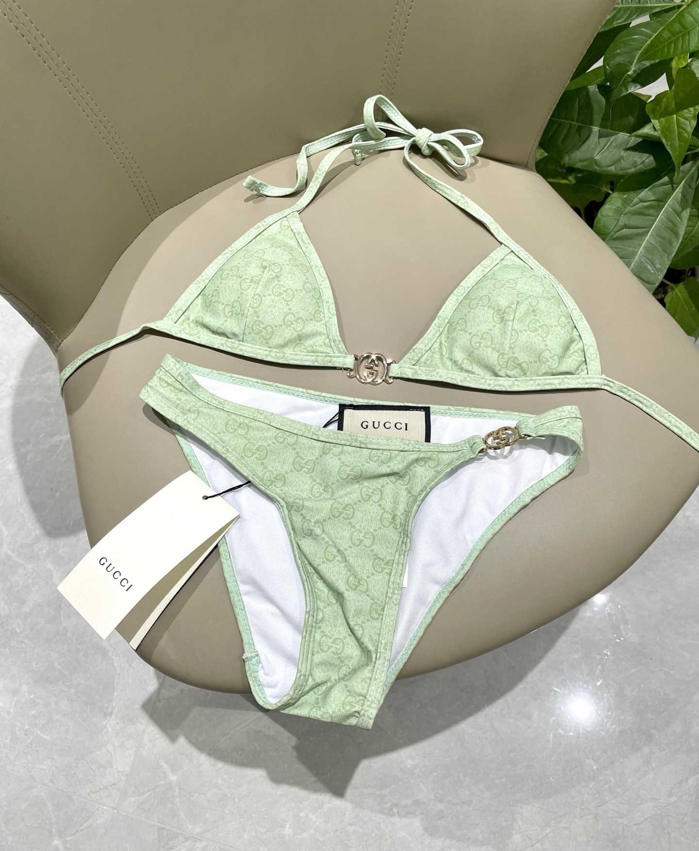 Gucci新款比基尼😍🥰适合多种场景的游泳衣🏊‍♀️海边 游泳池 温泉 水上乐园 漂流都可以😌内搭也完