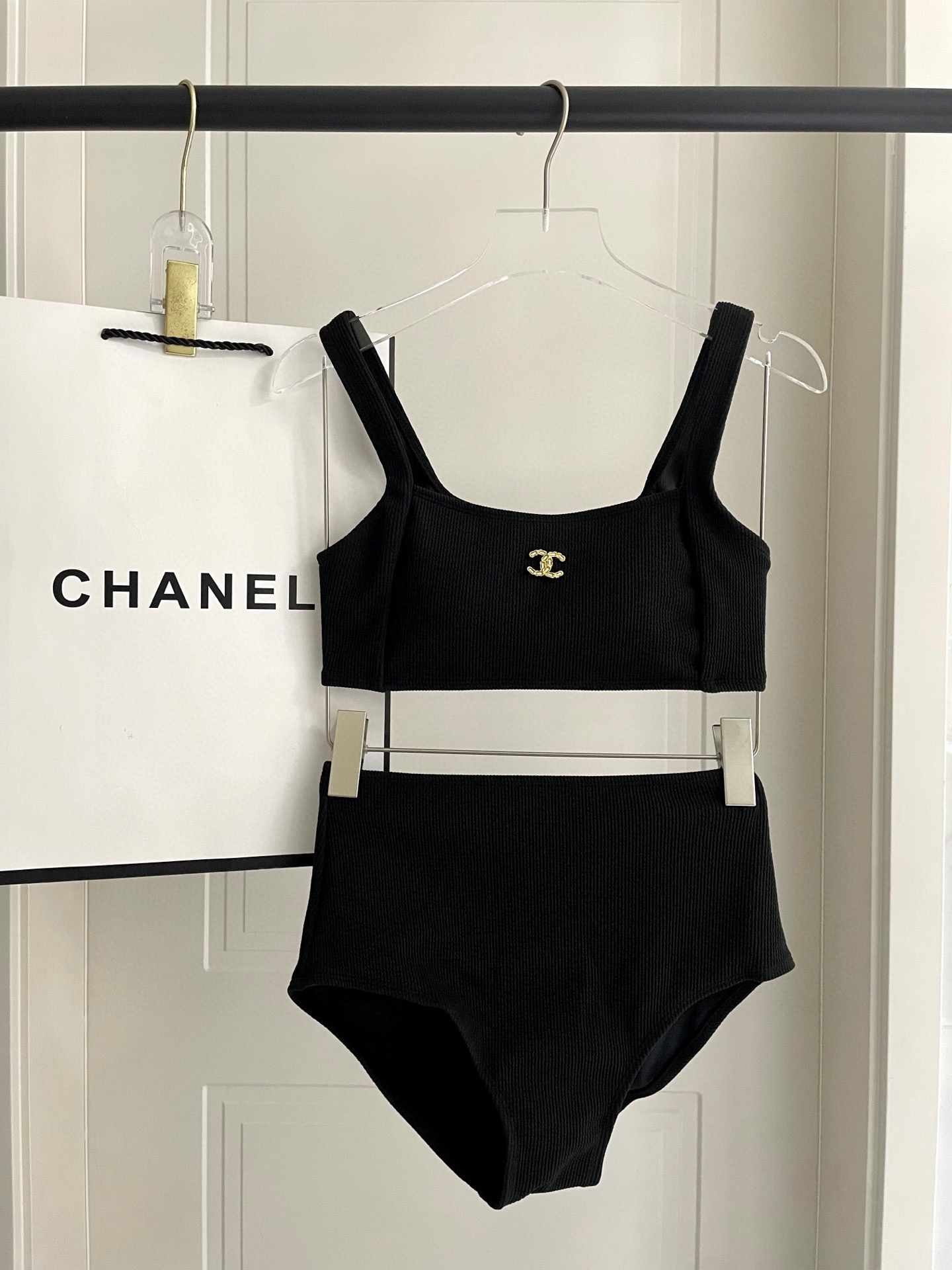 Chanell Two-Piece Swimsuit: Breathable, Quick-Dry, Perfect for Beach & Pool 3 i1751029472874 7875 0 1