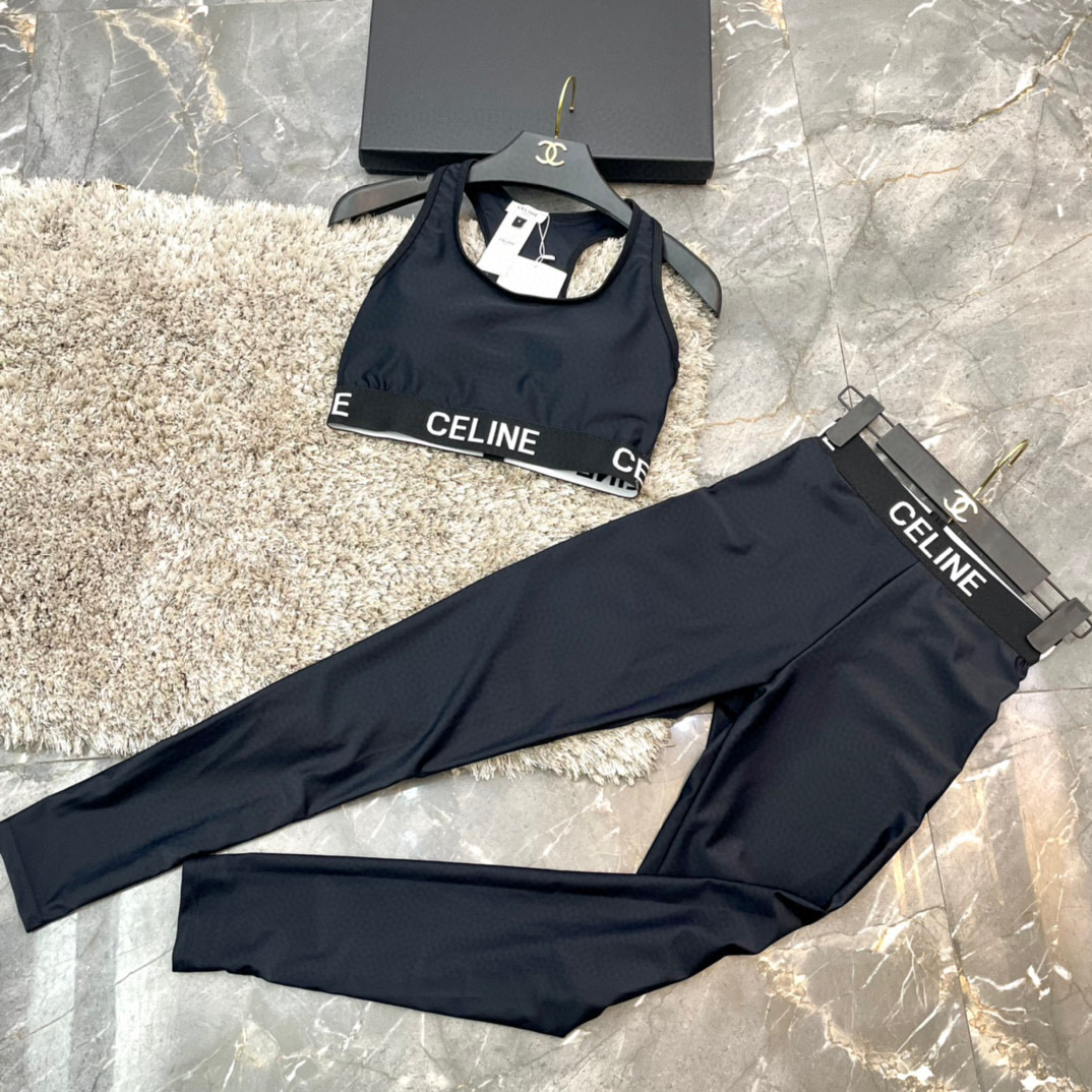  Celine新款高弹力健身短款瑜伽服运动套装~小背心➕修身提臀显瘦打底裤脚 
S M L Xl