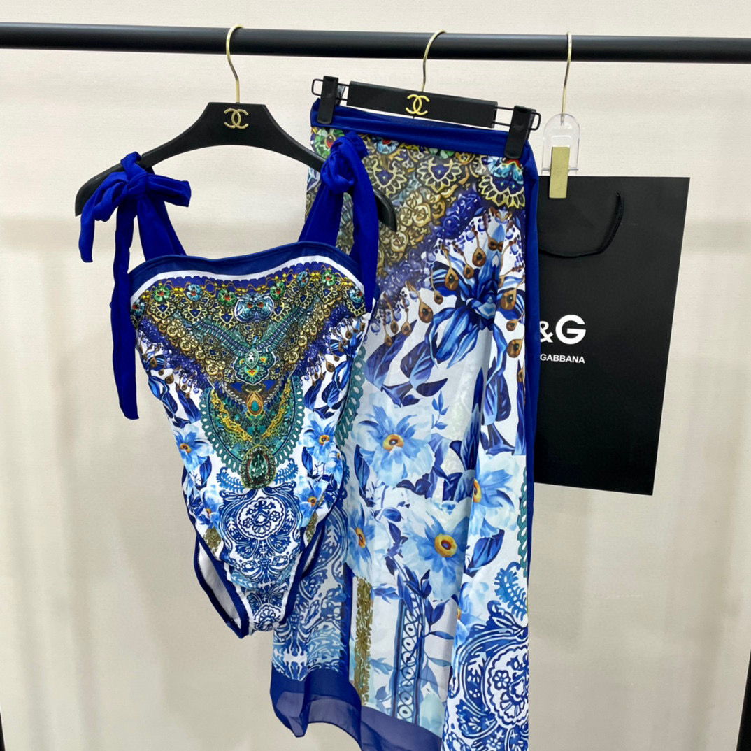  DG泳衣 简单大气 适合多种场景的游泳衣🏊‍♀️海边 游泳池 温泉 水上乐园 漂流都可以😌内搭也完全可