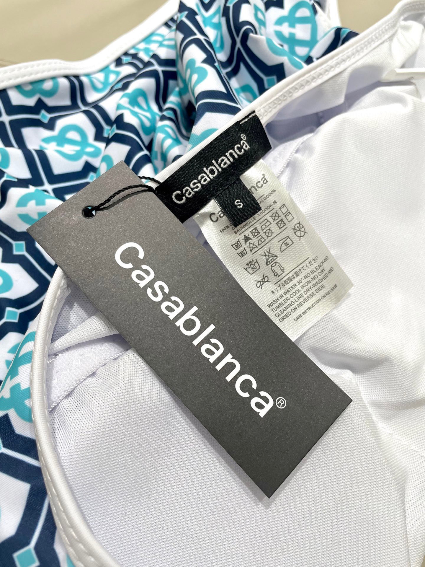  潮牌casablanca😍🥰适合多种场景的游泳衣🏊‍♀️海边 游泳池 温泉 水上乐园 漂流都可以😌内搭