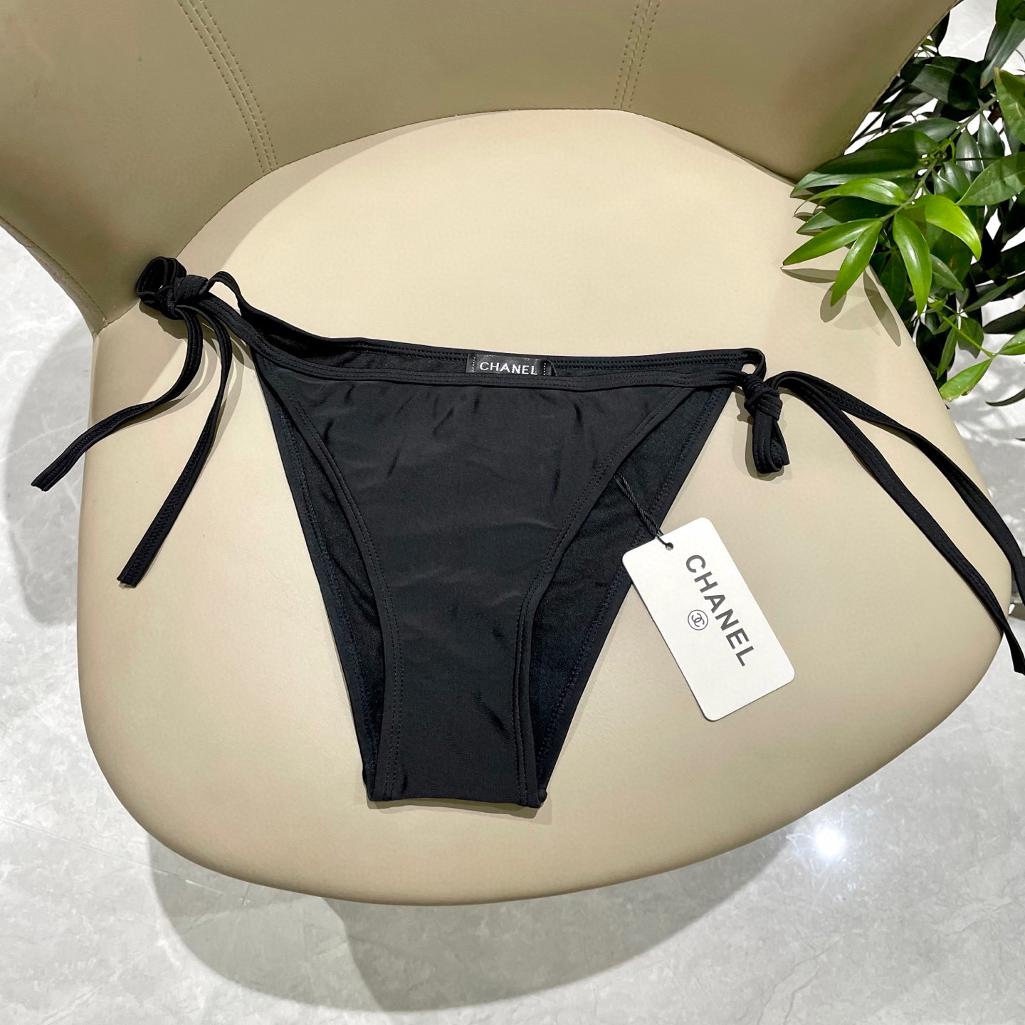  Chanel新款分体游泳衣 😍🥰适合多种场景的游泳衣🏊‍♀️海边 游泳池 温泉 水上乐园 漂流都可以😌