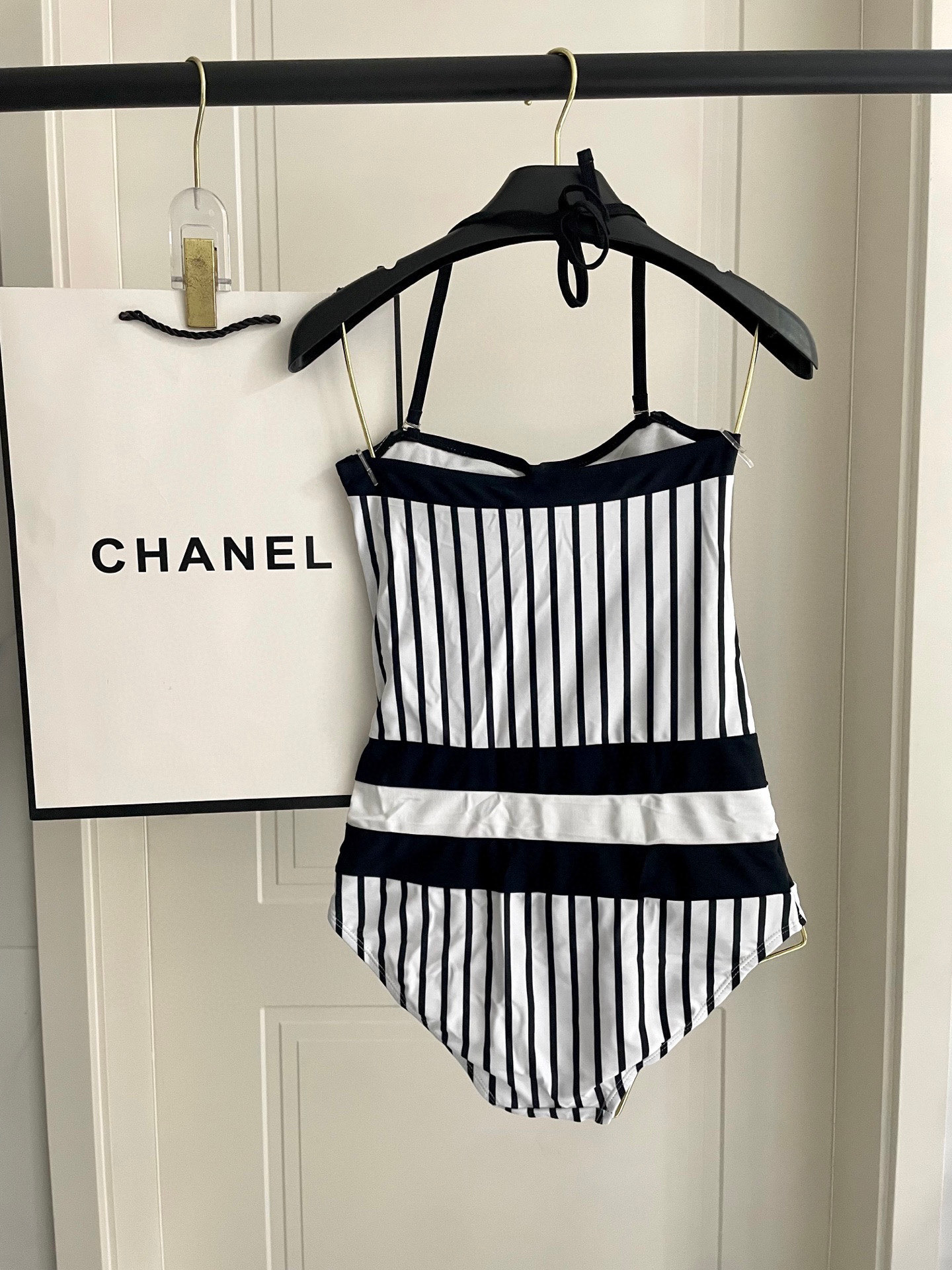  Chanel新款连体泳衣👙❤️😍🥰适合多种场景的游泳衣🏊‍♀️海边 游泳池 温泉 水上乐园 漂流都可以