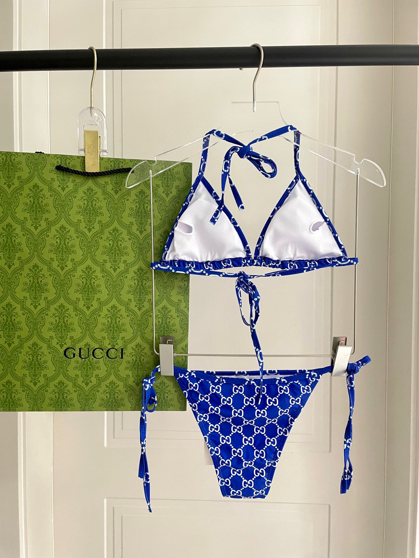  Gucci新款比基尼👙❤️😍🥰适合多种场景的游泳衣🏊‍♀️海边 游泳池 温泉 水上乐园 漂流都可以😌内