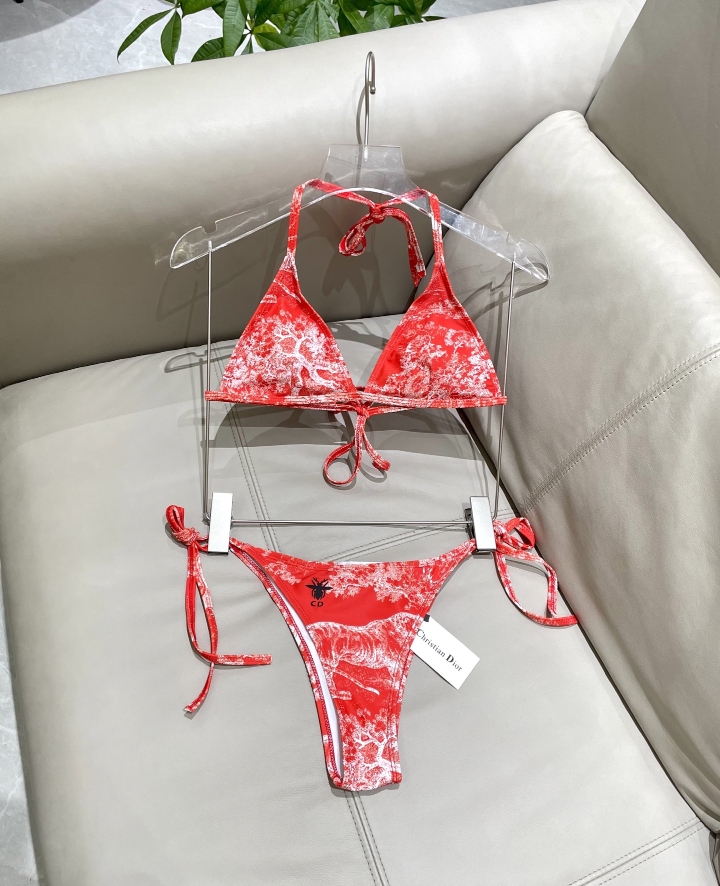   Dior新款比基尼泳衣~动物印花吊带背心文胸内衣+三角裤两件套装， S.M.L Xl